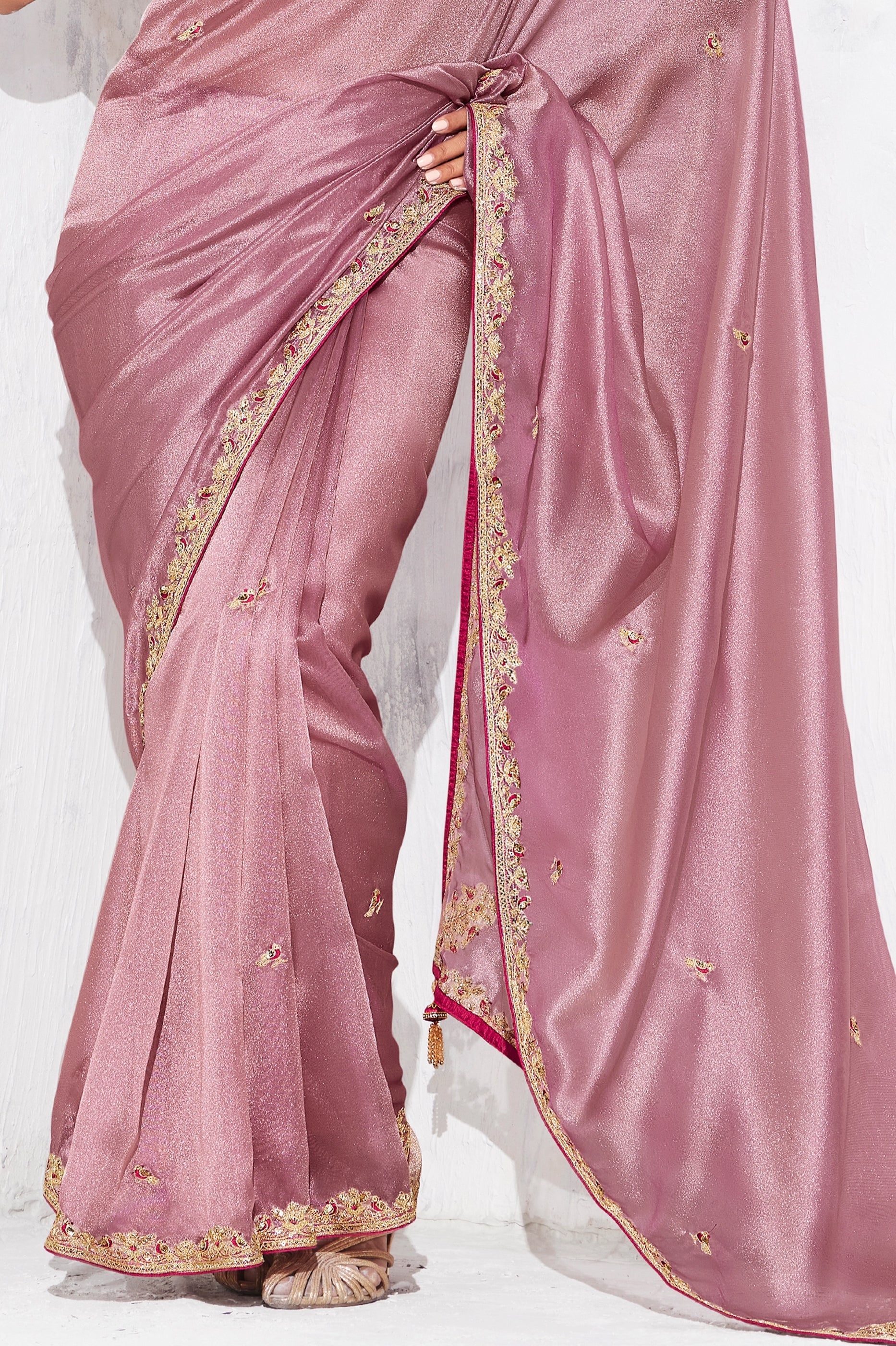 dusty-pink-embroidered-tissue-organza-saree-sar10560_6_Sareebuta.com