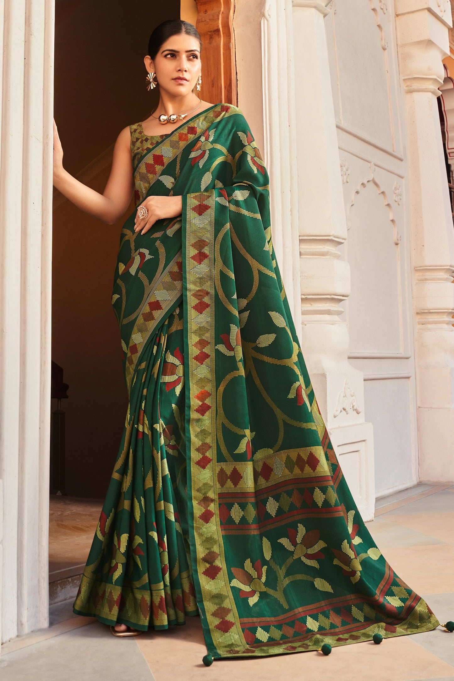 Emerald Green Silk Saree-SAR11322_1_SareeButa.com