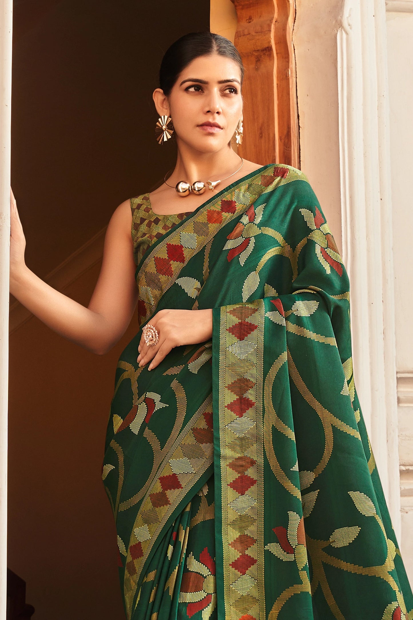 Emerald Green Silk Saree-SAR11322_3_SareeButa.com