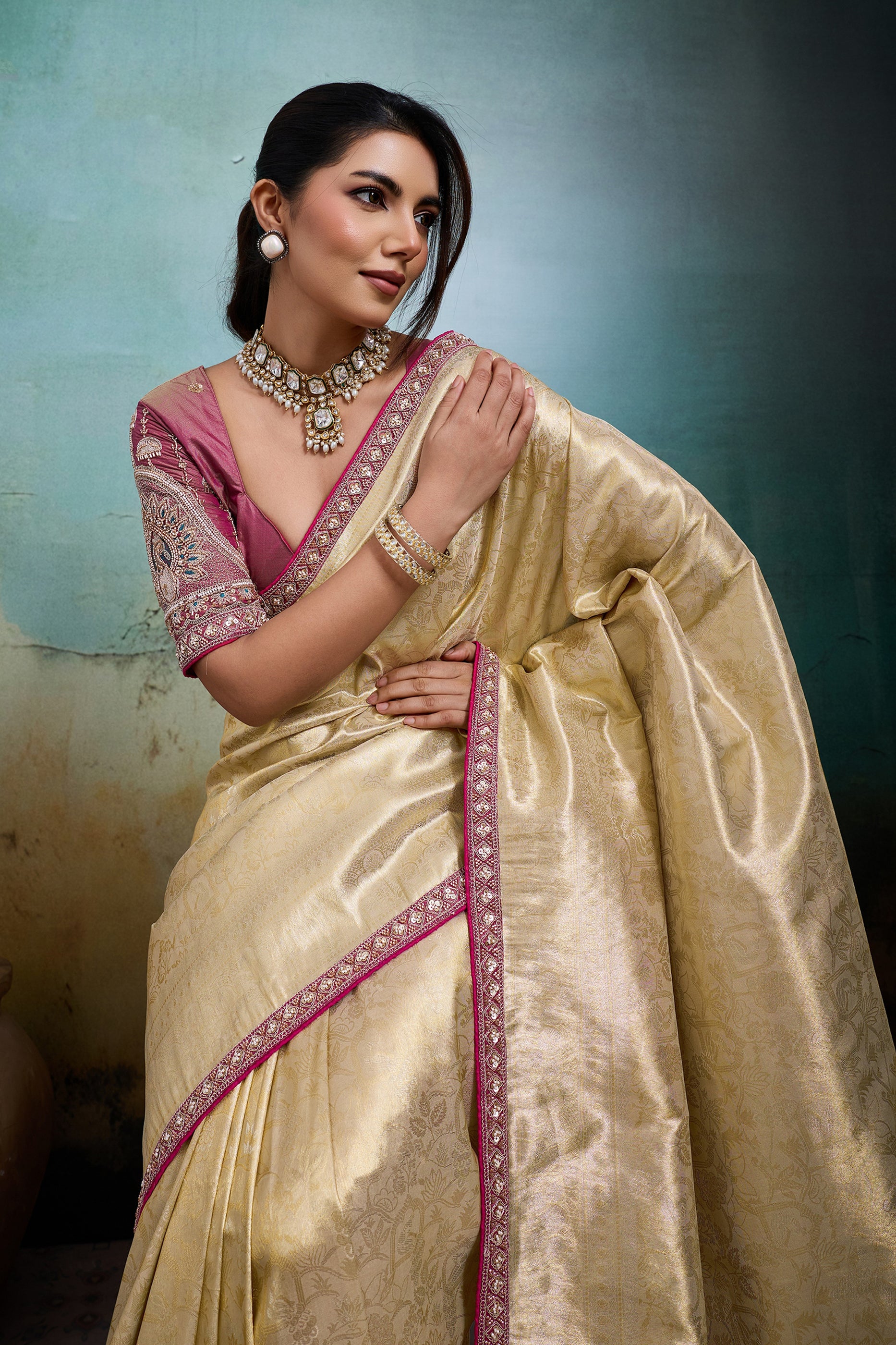 Golden Beige Woven Tissue Banarasi Saree-SAR12821_3_SareeButa.com