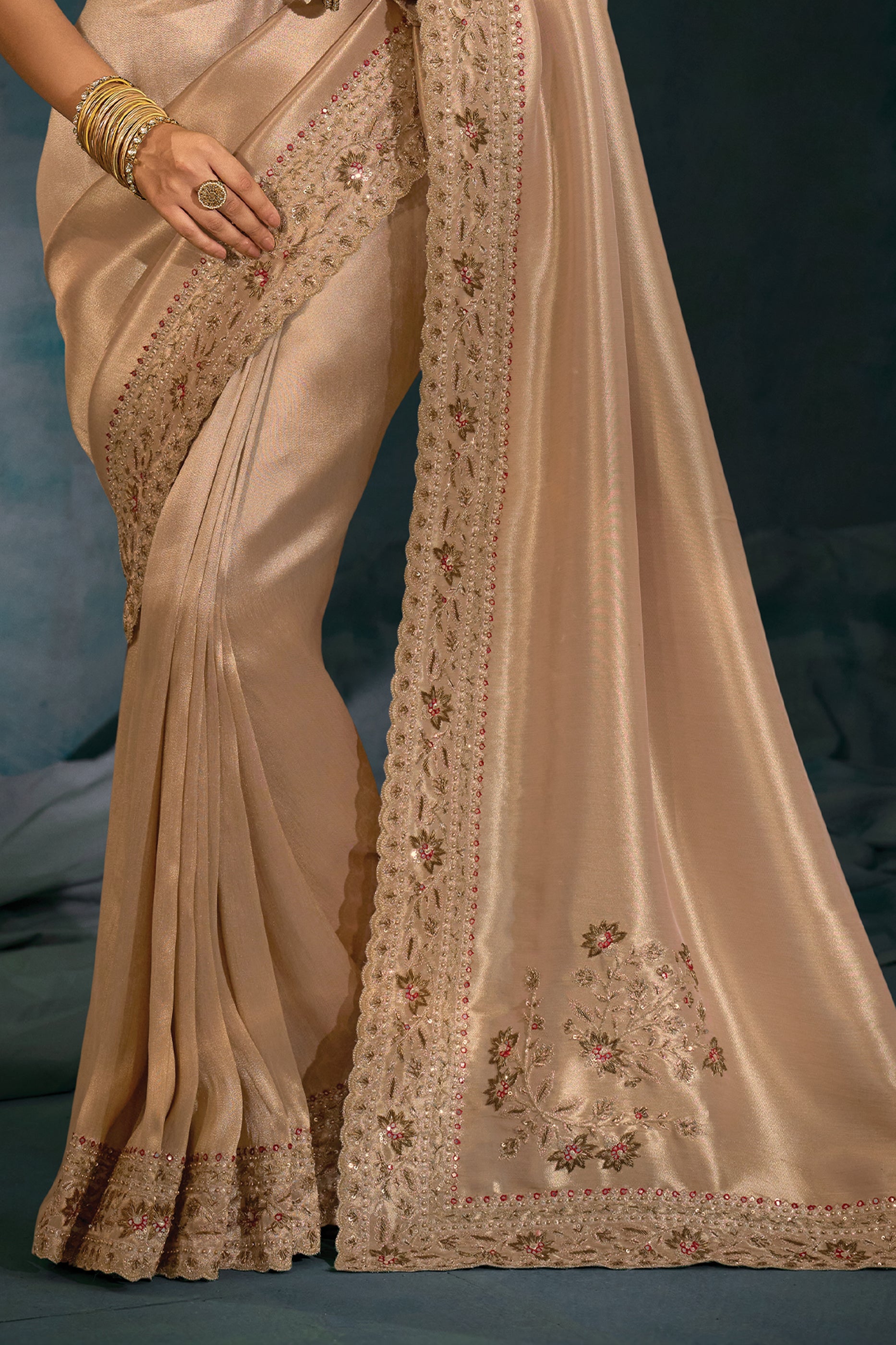 golden-embroidered-silk-saree-sar10398_6_Sareebuta.com