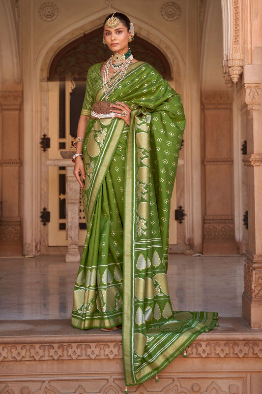 green-banarasi-silk-saree-zb130839_1_SareeButa.com