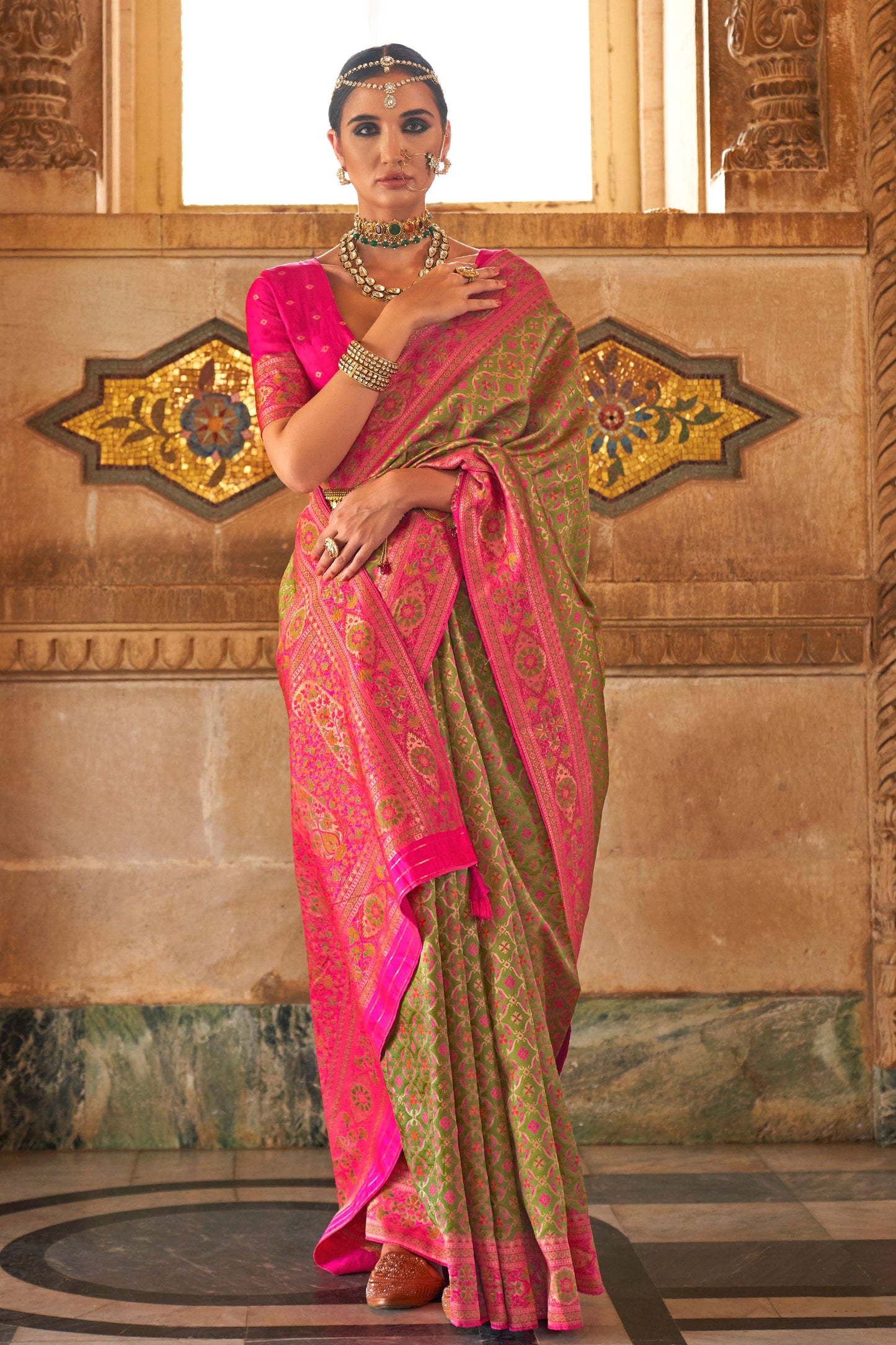 green-banarasi-silk-saree-zb131000_1_SareeButa.com