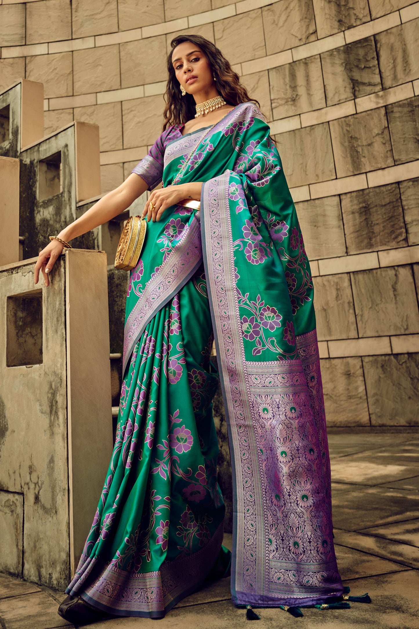 green-brasso-satin-saree-zb130604_3_SareeButa.com