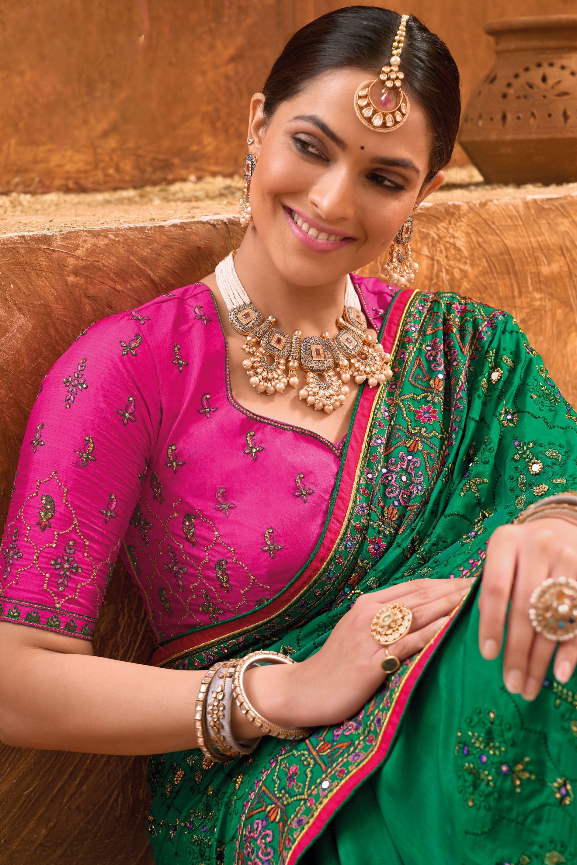 green-designer-kacchi-work-silk-saree-zb130634_2_SareeButa.com