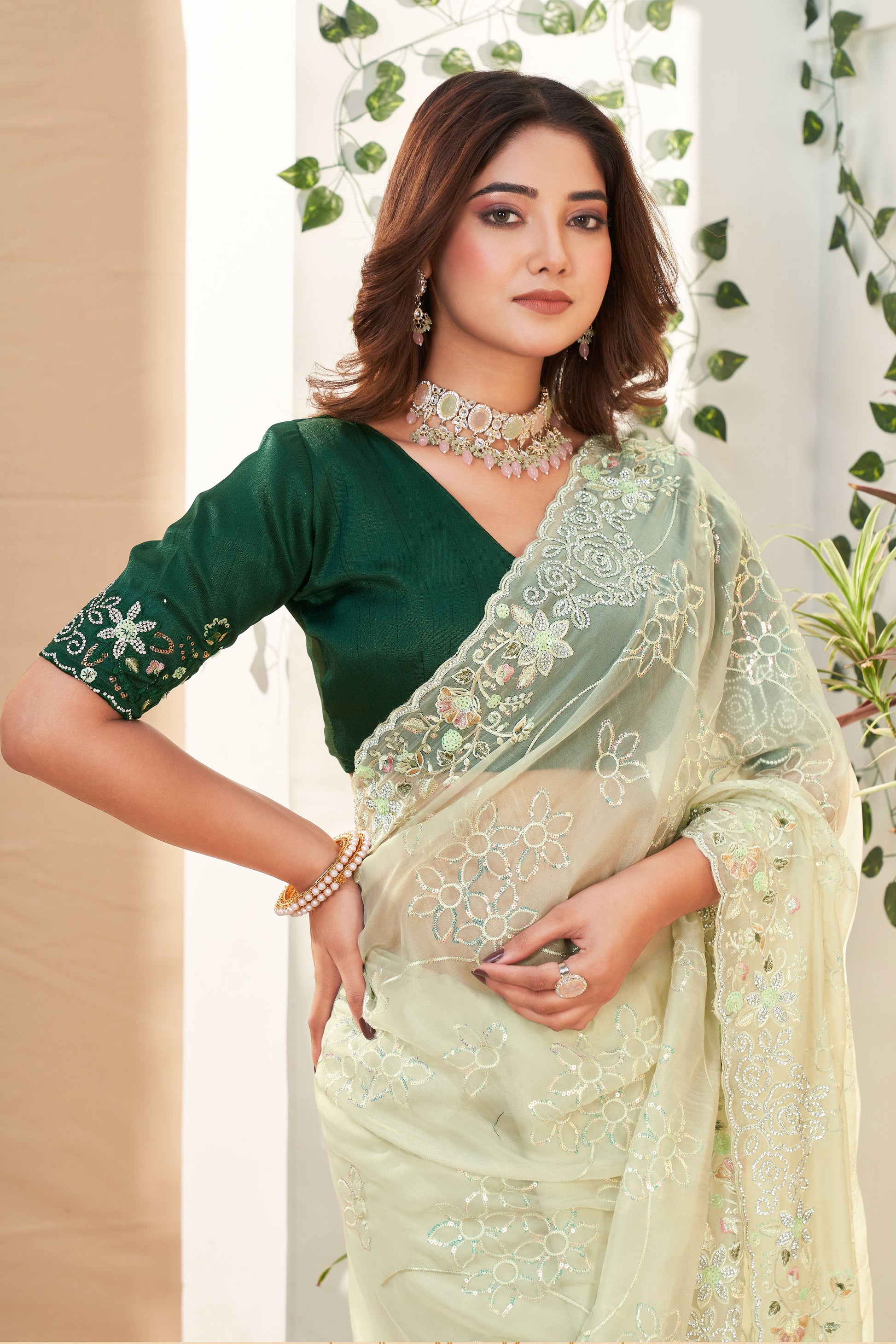 green-embroidered-silk-saree-zb132112_2_SareeButa.com