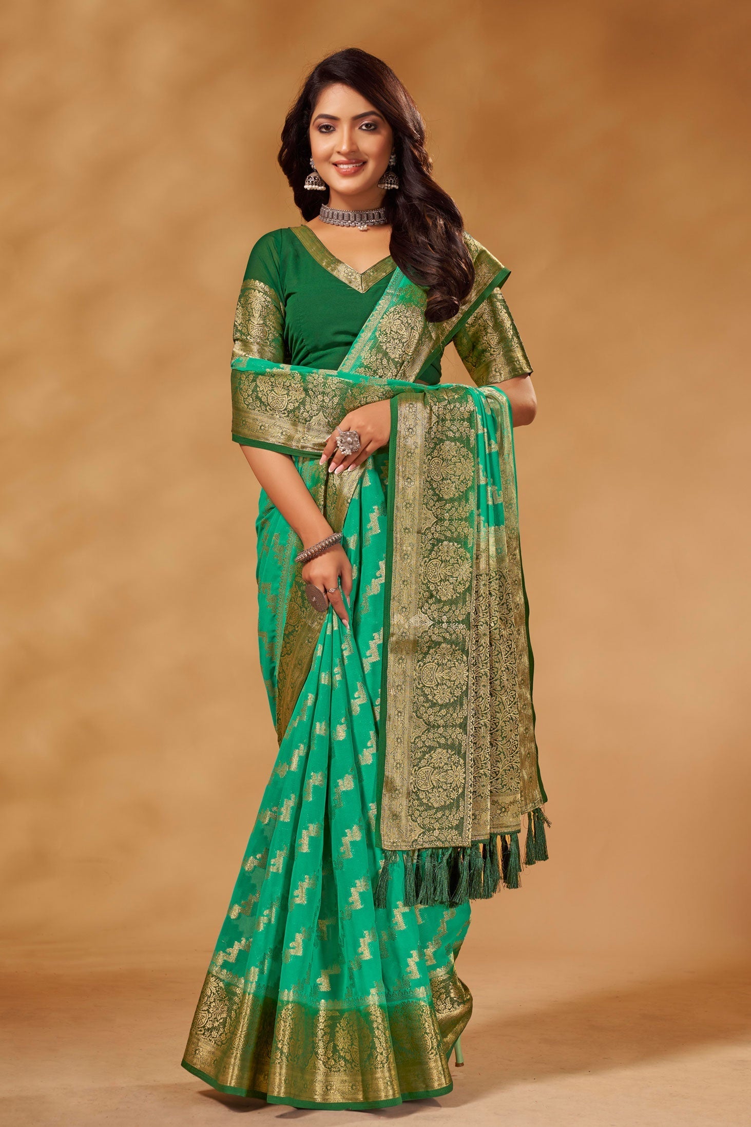 green-georgette-banarasi-saree-zb130295_3_SareeButa.com