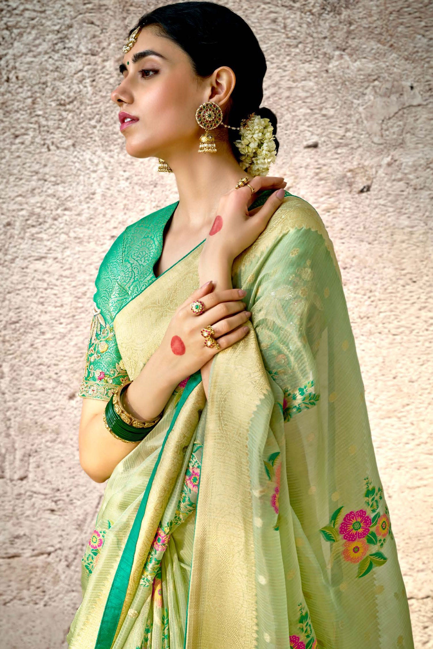 green-kora-silk-banarasi-saree-zb132912_3_SareeButa.com