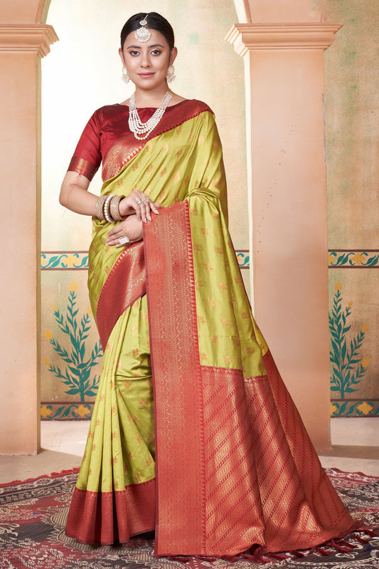 green-kubera-pattu-kanjivaram-saree-zb131669_1_SareeButa.com