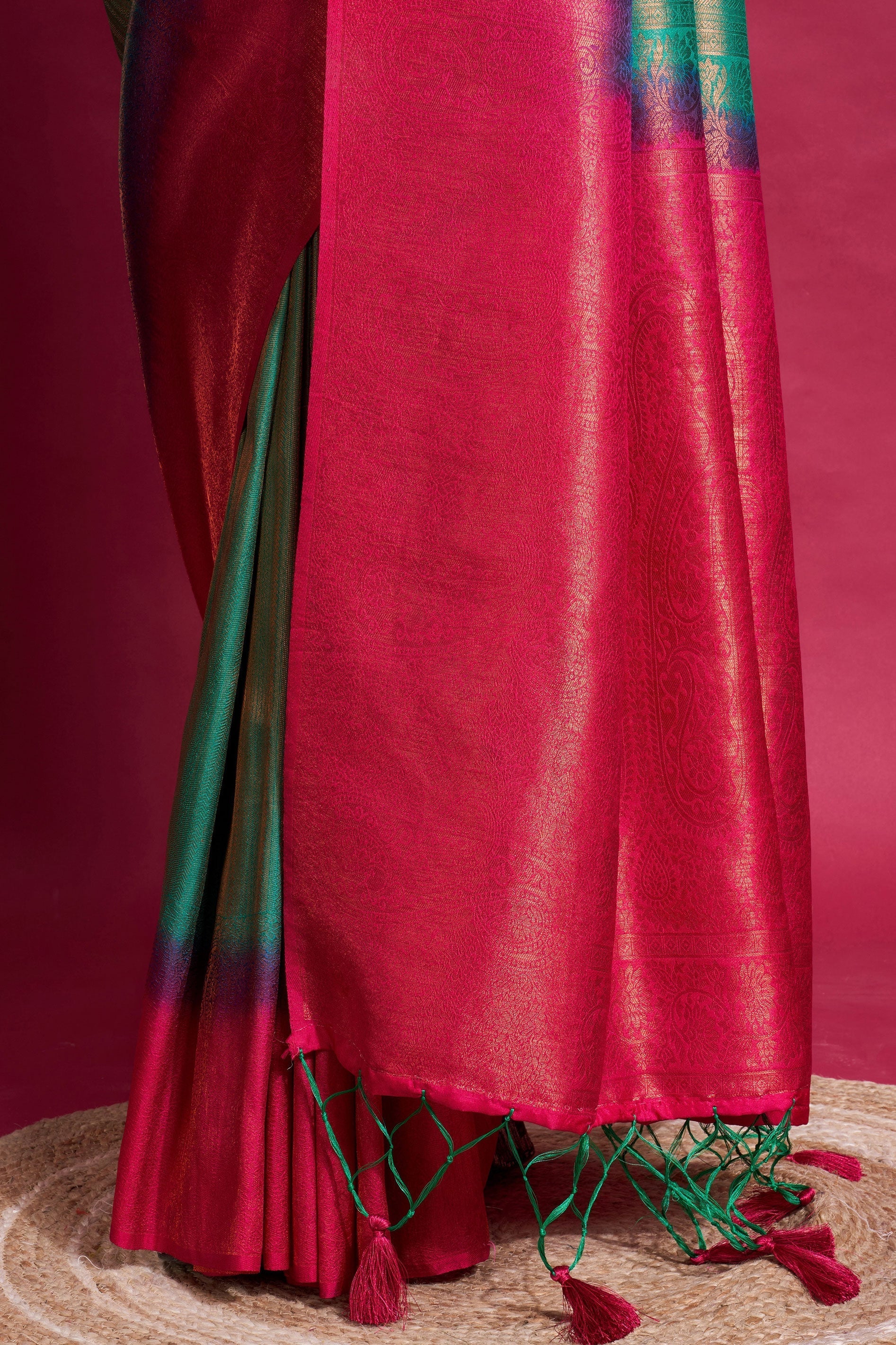 green-kubera-pattu-saree-zb131962_4_SareeButa.com