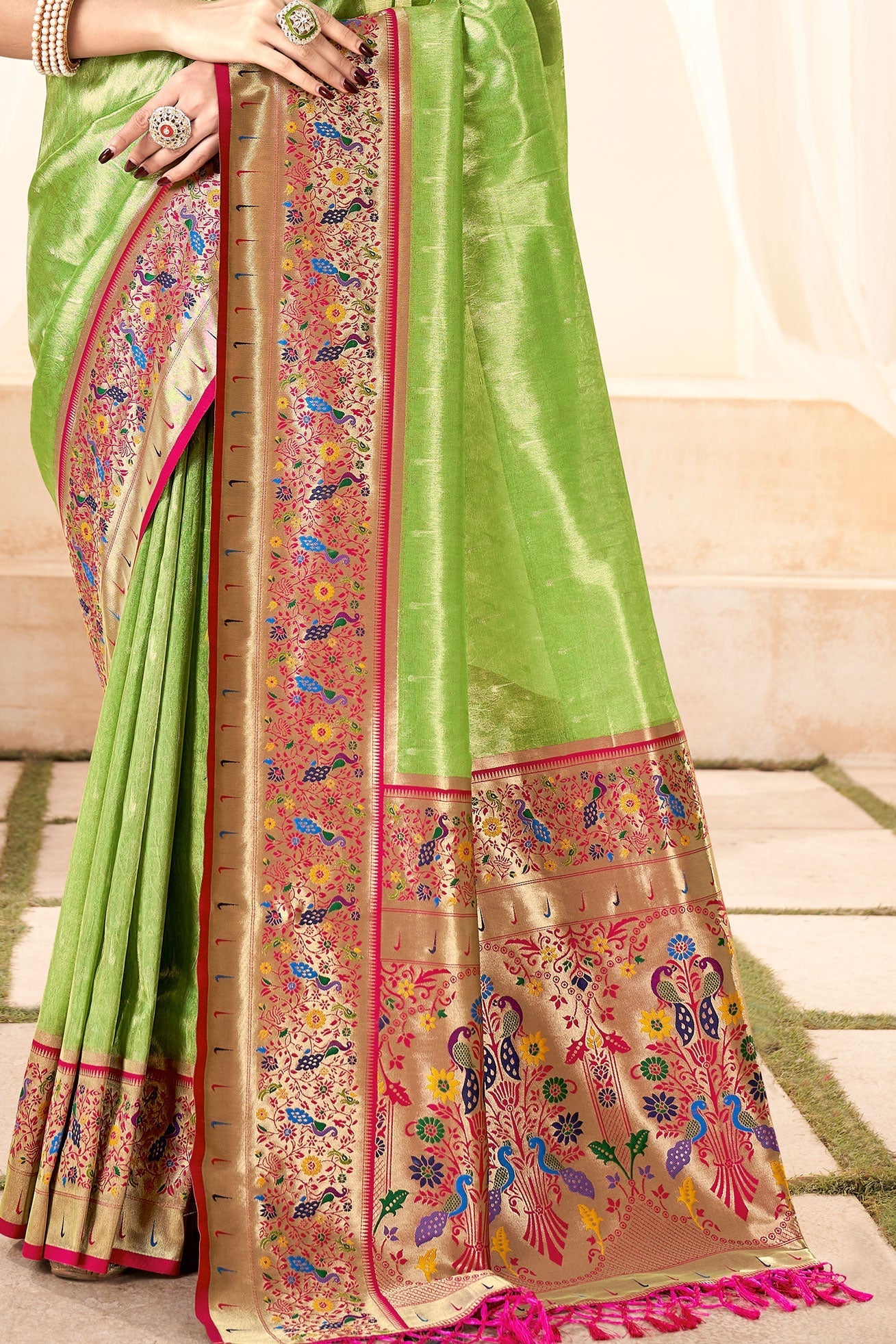 green-paithani-silk-saree-zb130652_3_SareeButa.com