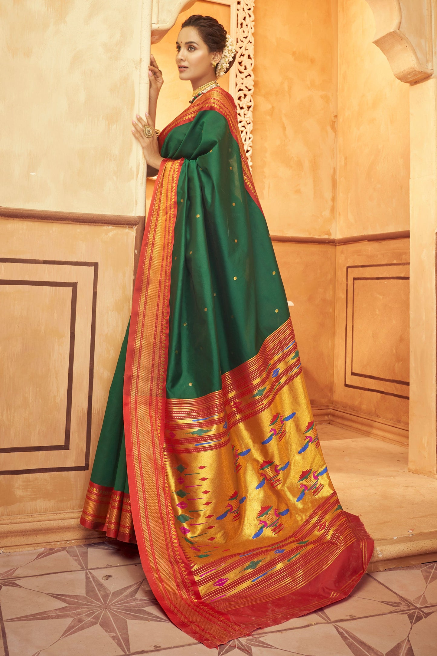 green-paithani-silk-saree-zb132907_3_SareeButa.com