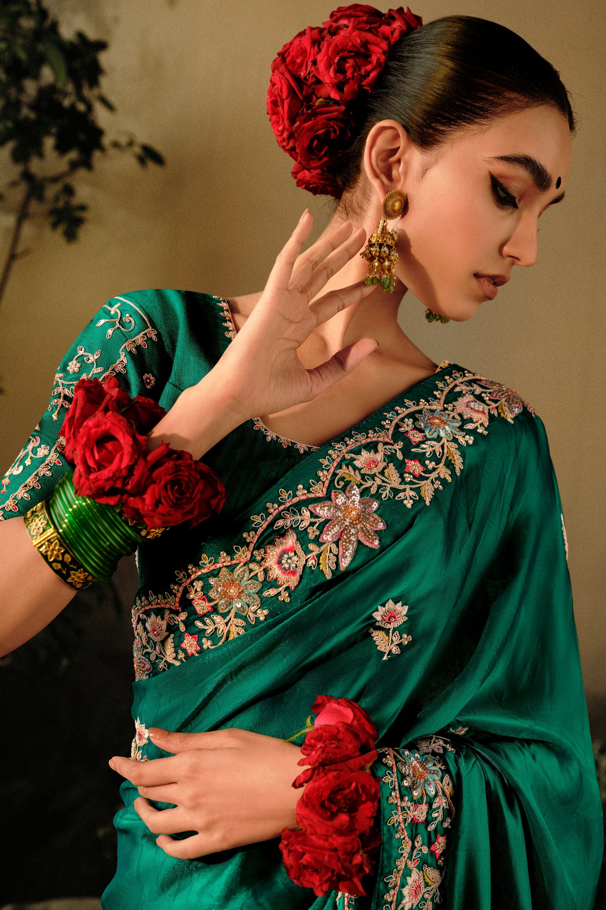 green-silk-heavy-work-saree-zb132222_2_SareeButa.com