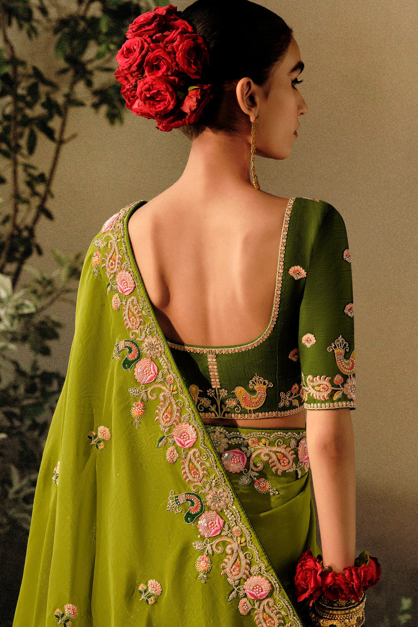 green-silk-heavy-work-saree-zb132229_4_SareeButa.com