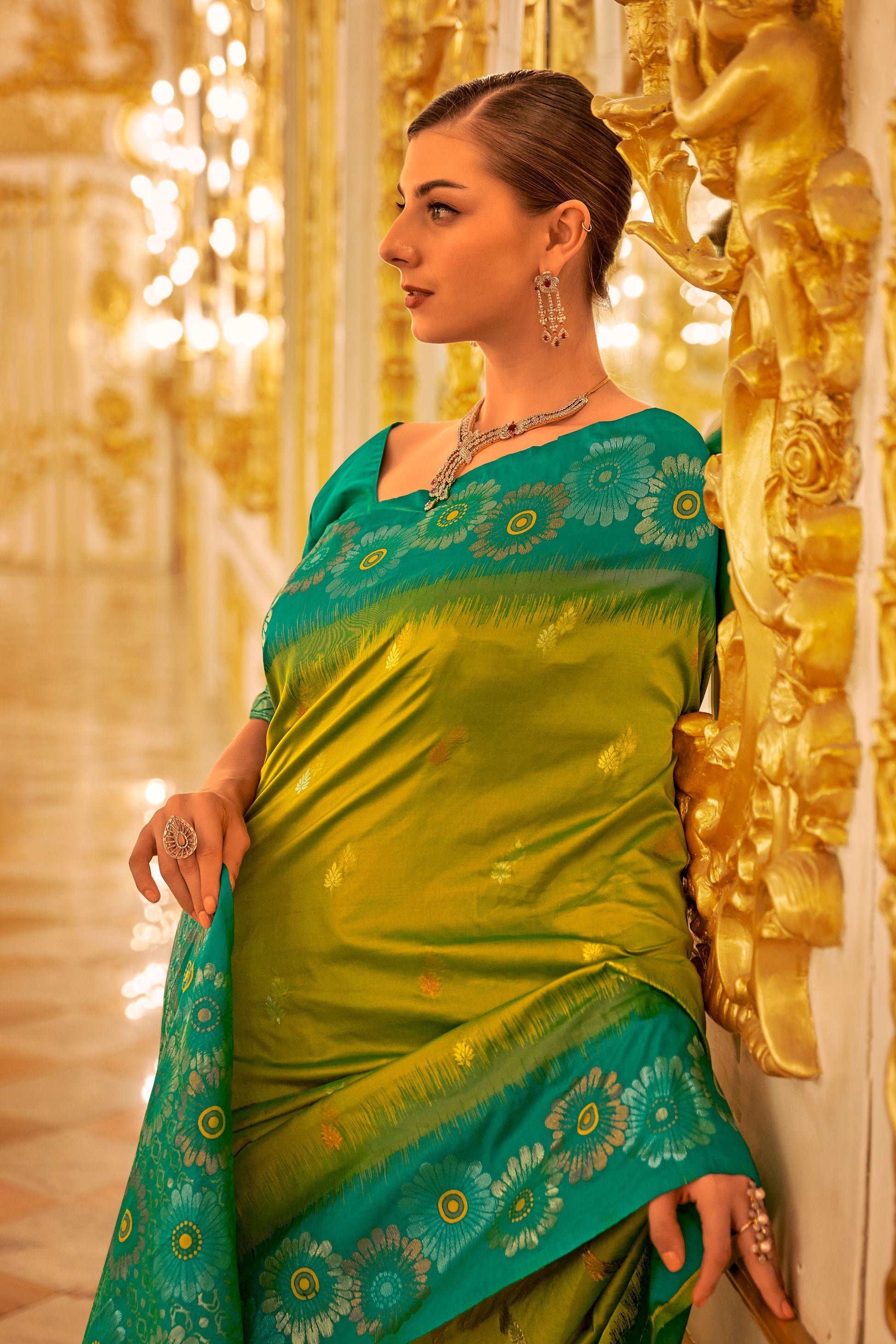 Green Woven Banarasi Silk Saree-ZB131345_2