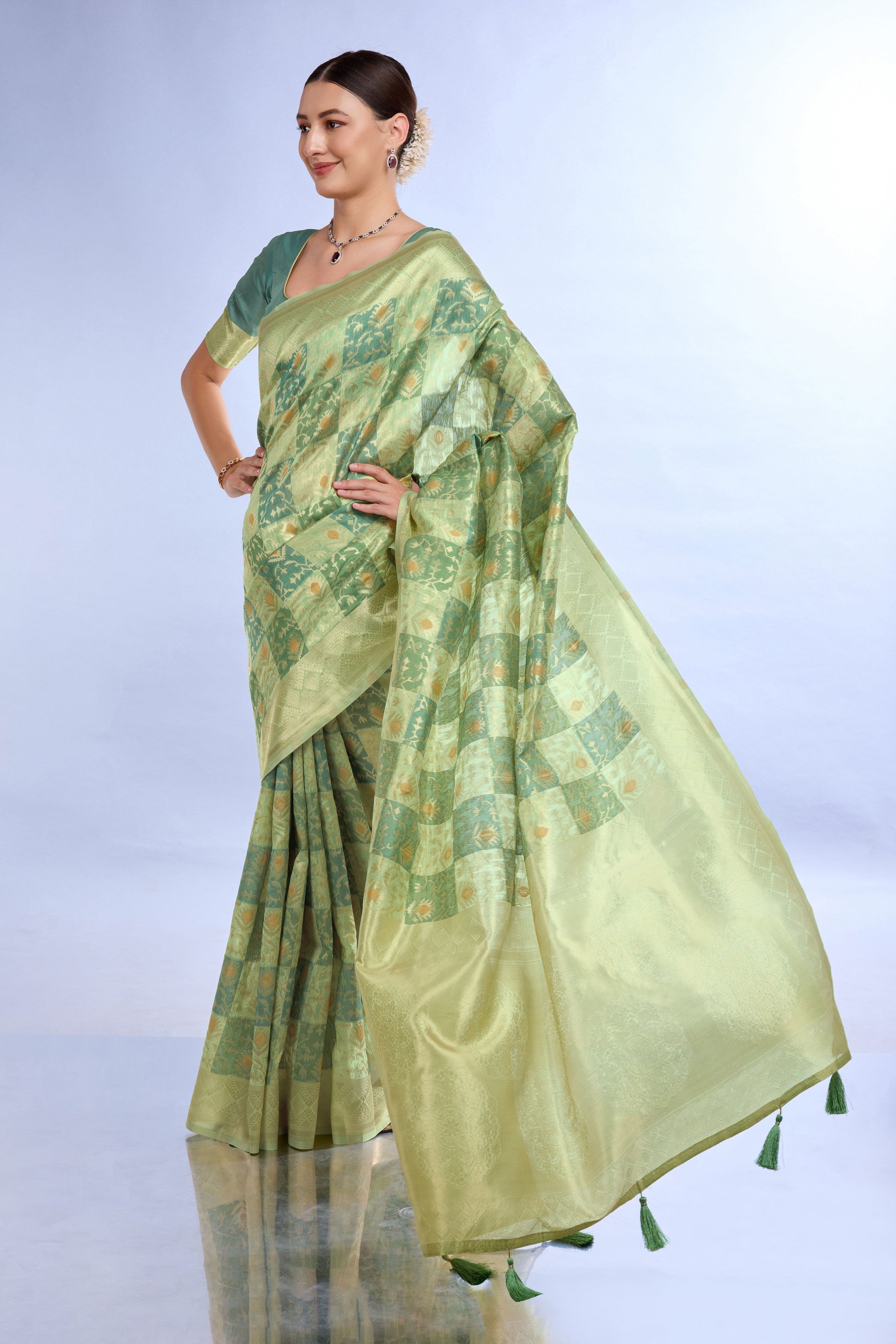 green-woven-cotton-saree-zb132194_3_SareeButa.com