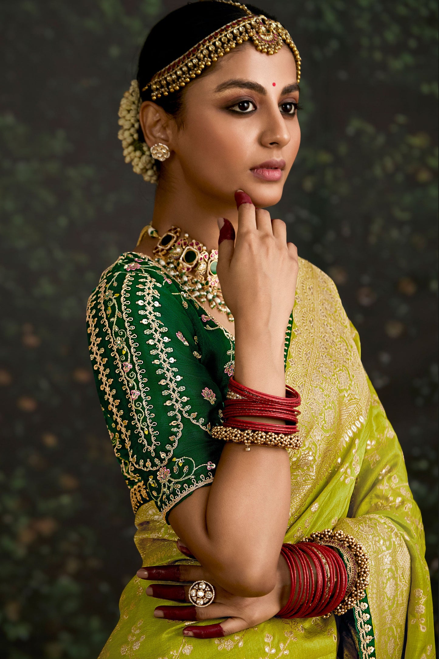 Green Woven Organza Silk Saree-ZB133224_2_SareeButa.com