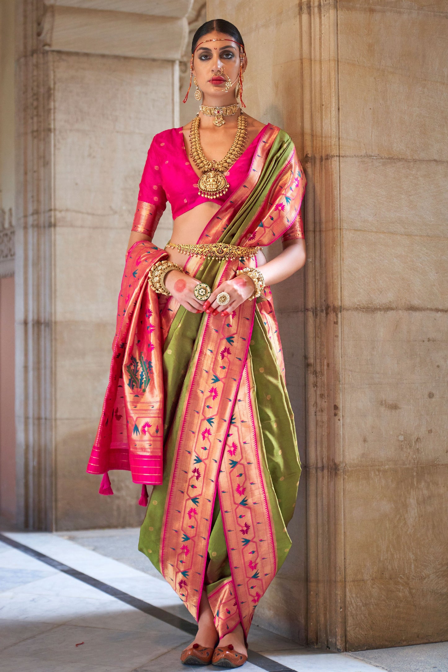 green-woven-paithani-silk-saree-zb130983_2_SareeButa.com