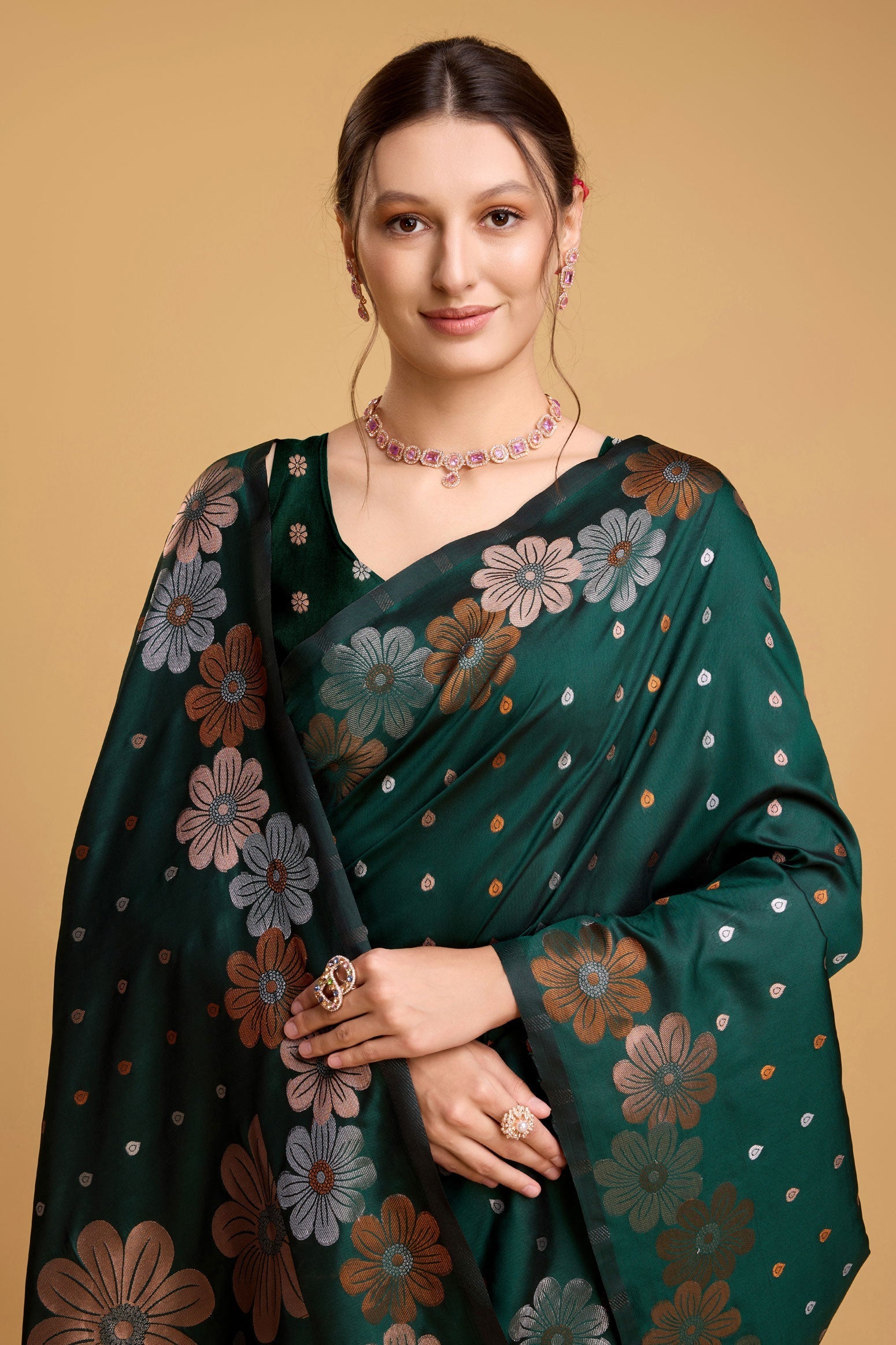 green-woven-silk-saree-zb130511_2_SareeButa.com