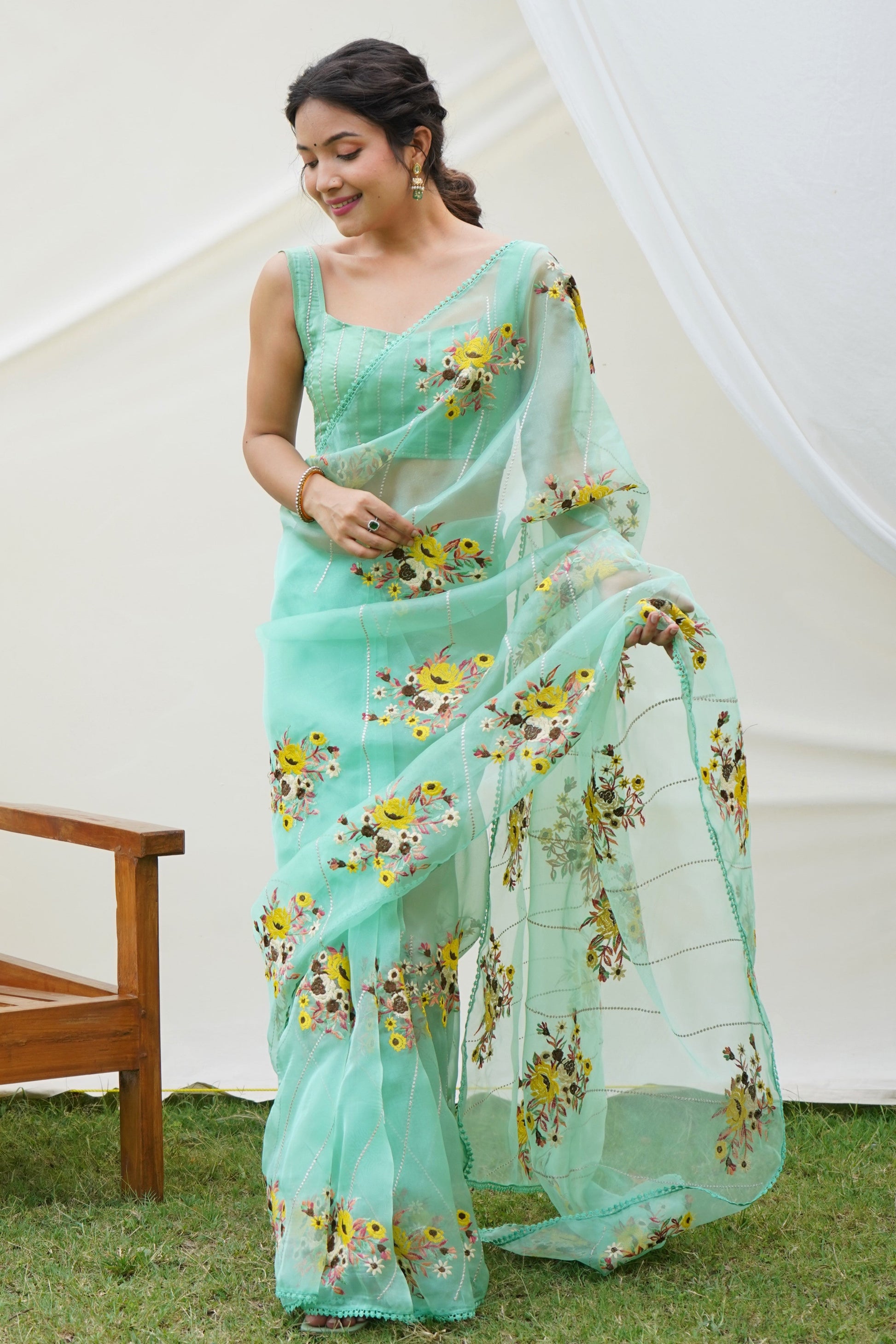 green-embroidered-organza-saree-zb131165_3_SareeButa.com