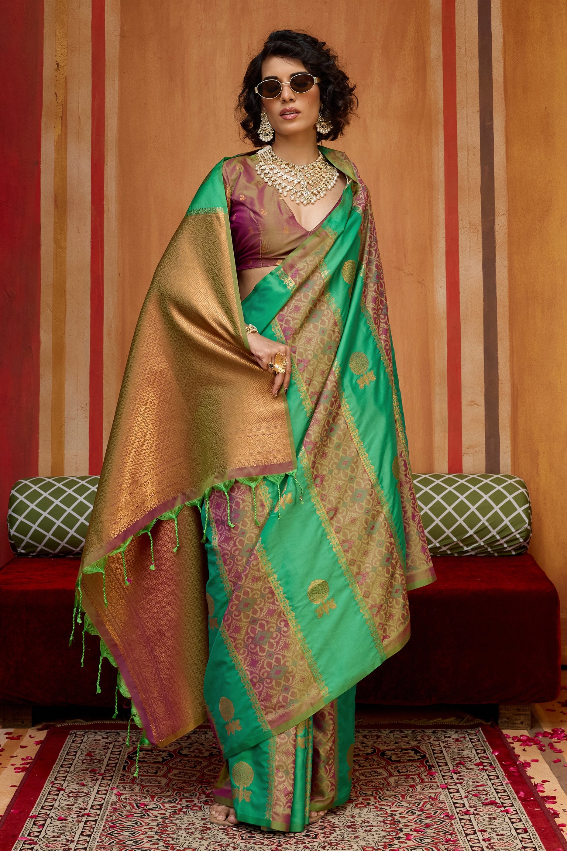 Green And Purple Woven Silk Saree-SAR11914_3_SareeButa.com