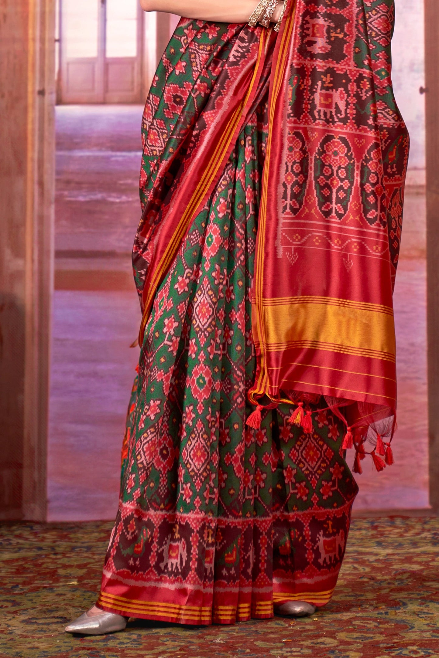 Green And Red Printed Patola Silk Saree-SAR11356_4_SareeButa.com