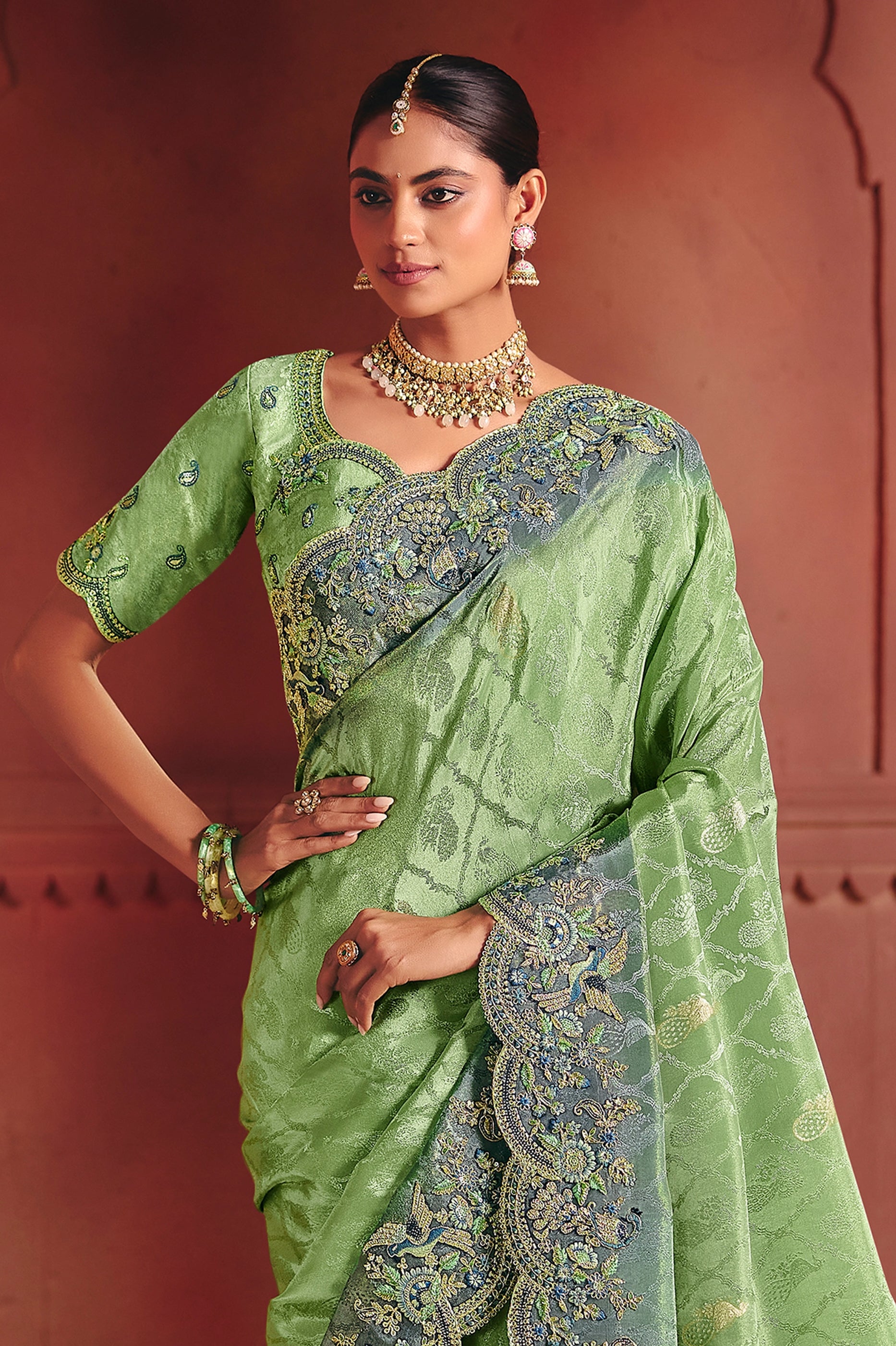 Green Embroidered Jacquard Dola Silk Saree-SAR12082_3_SareeButa.com