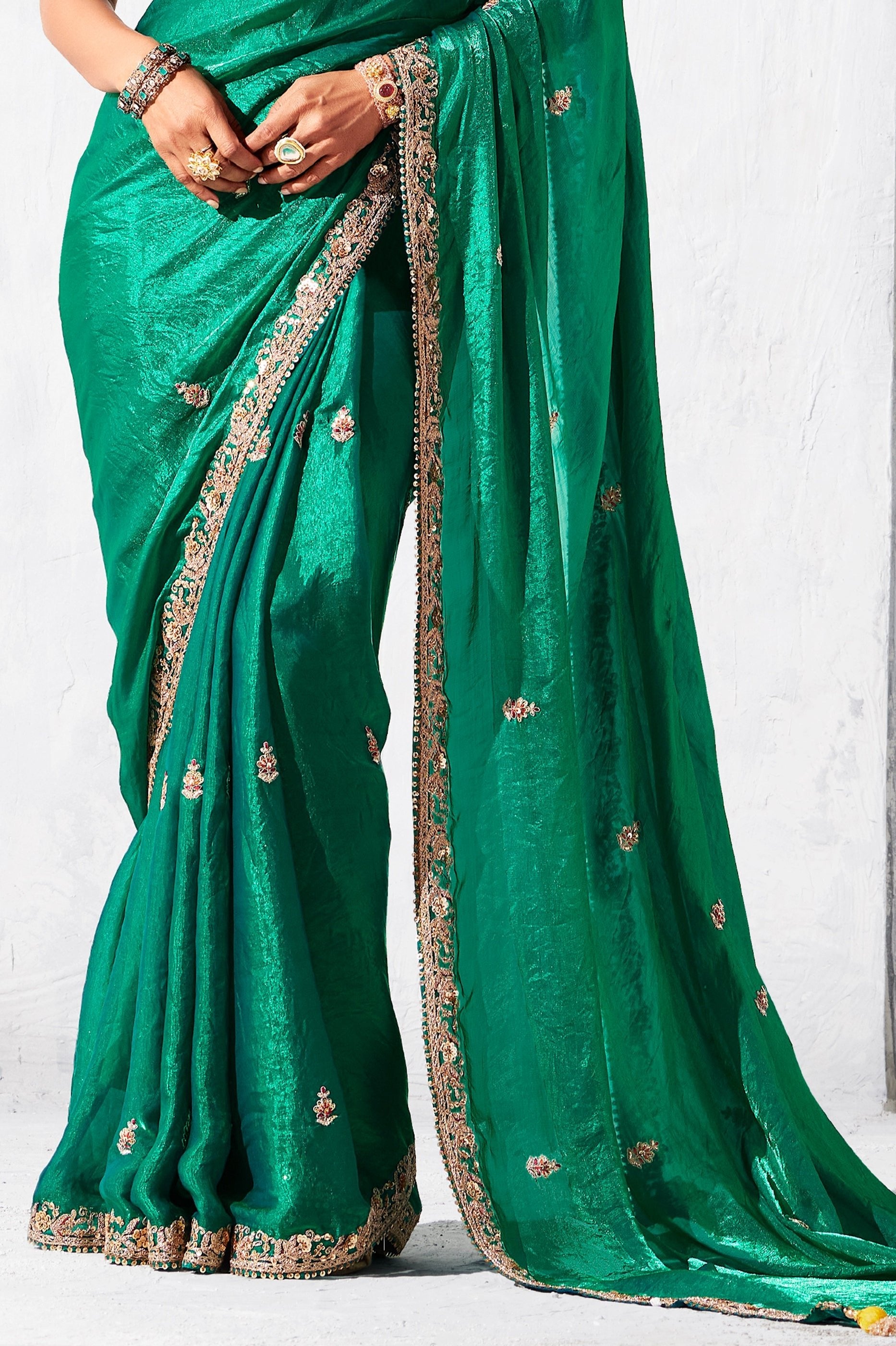 green-embroidered-tissue-organza-saree-sar10564_6_Sareebuta.com