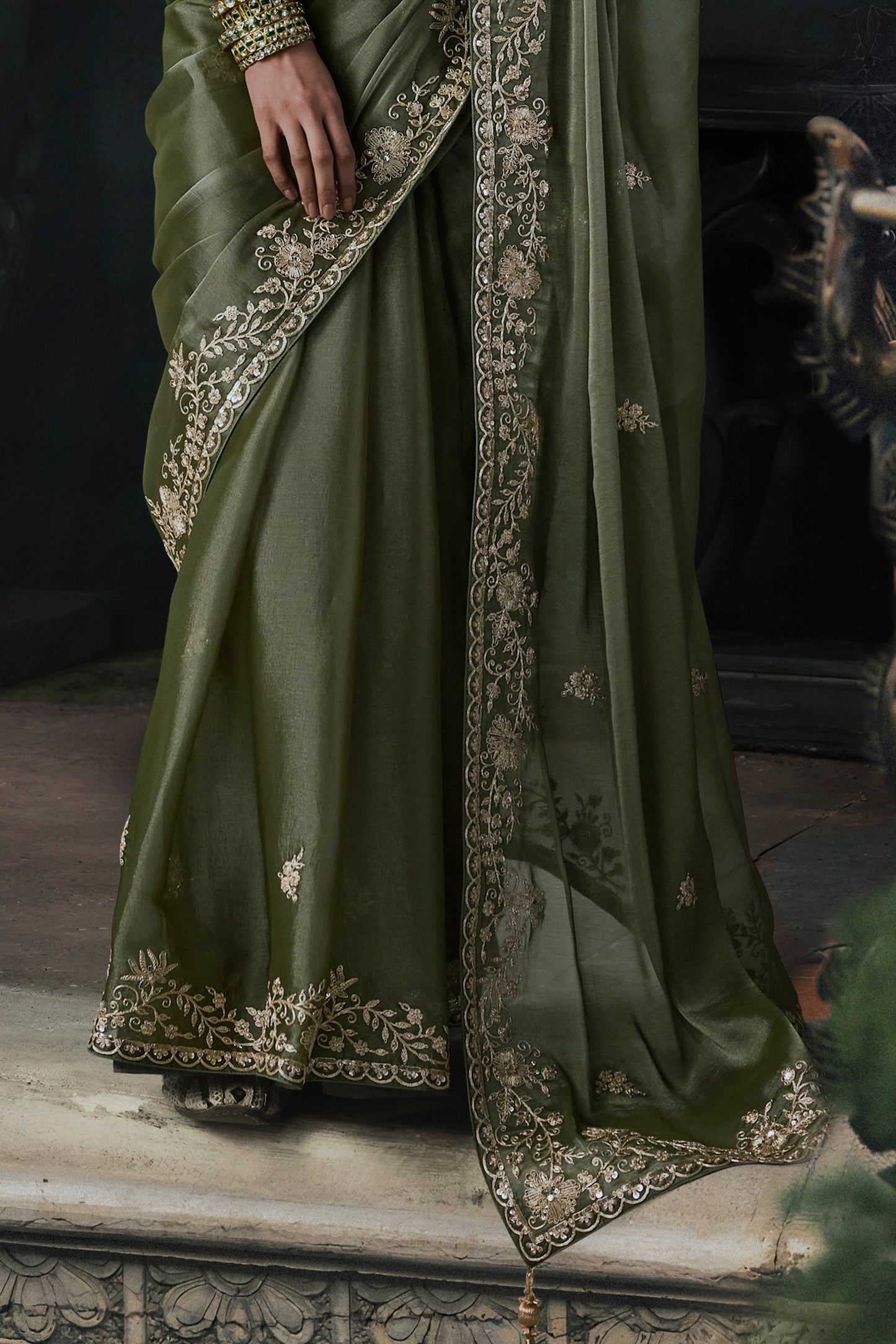 Green Embroidered Tissue Organza Saree-SAR13113_5_SareeButa.com
