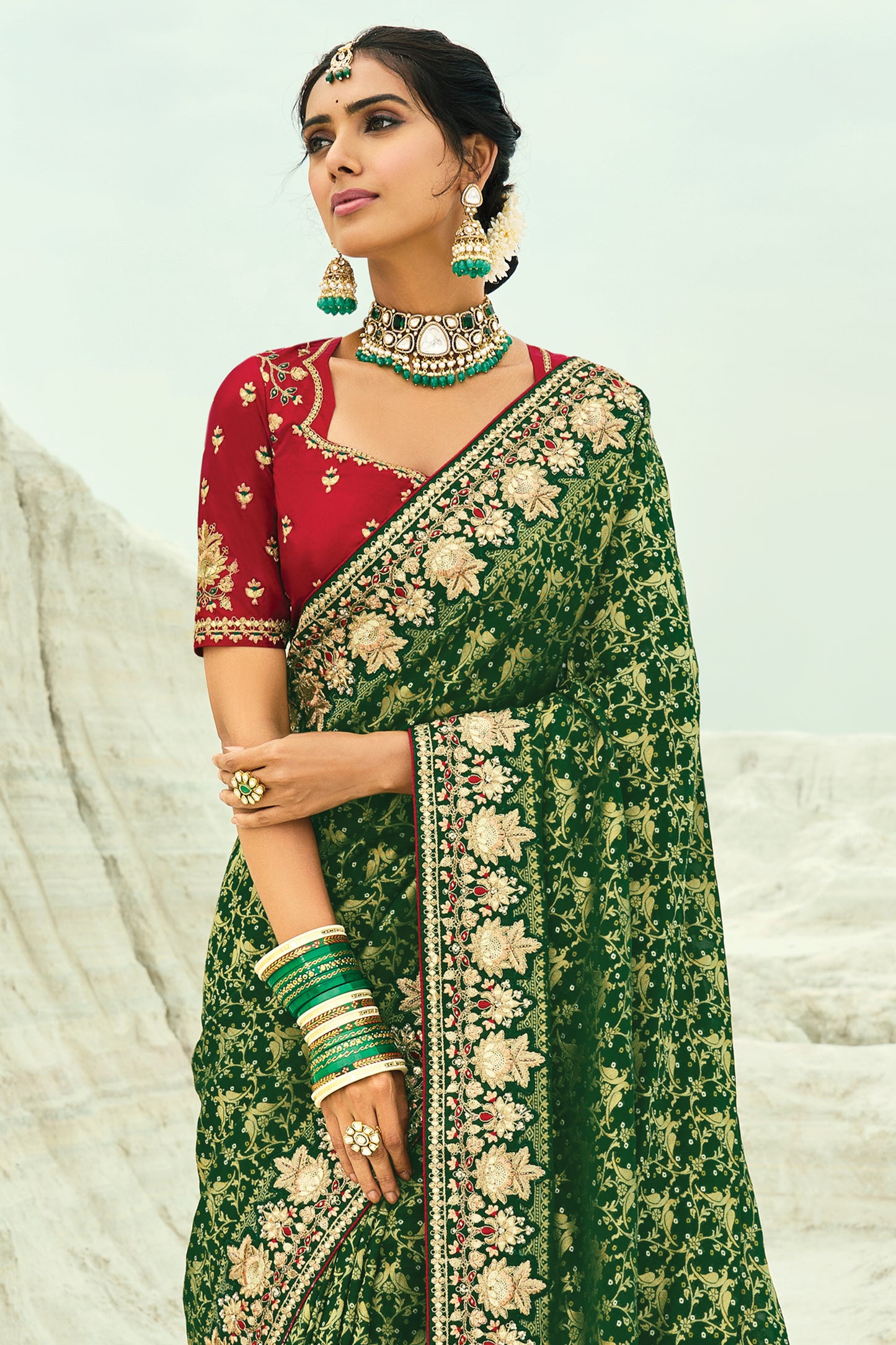 green-georgette-bandhani-saree-sar10295_2_Sareebuta.com