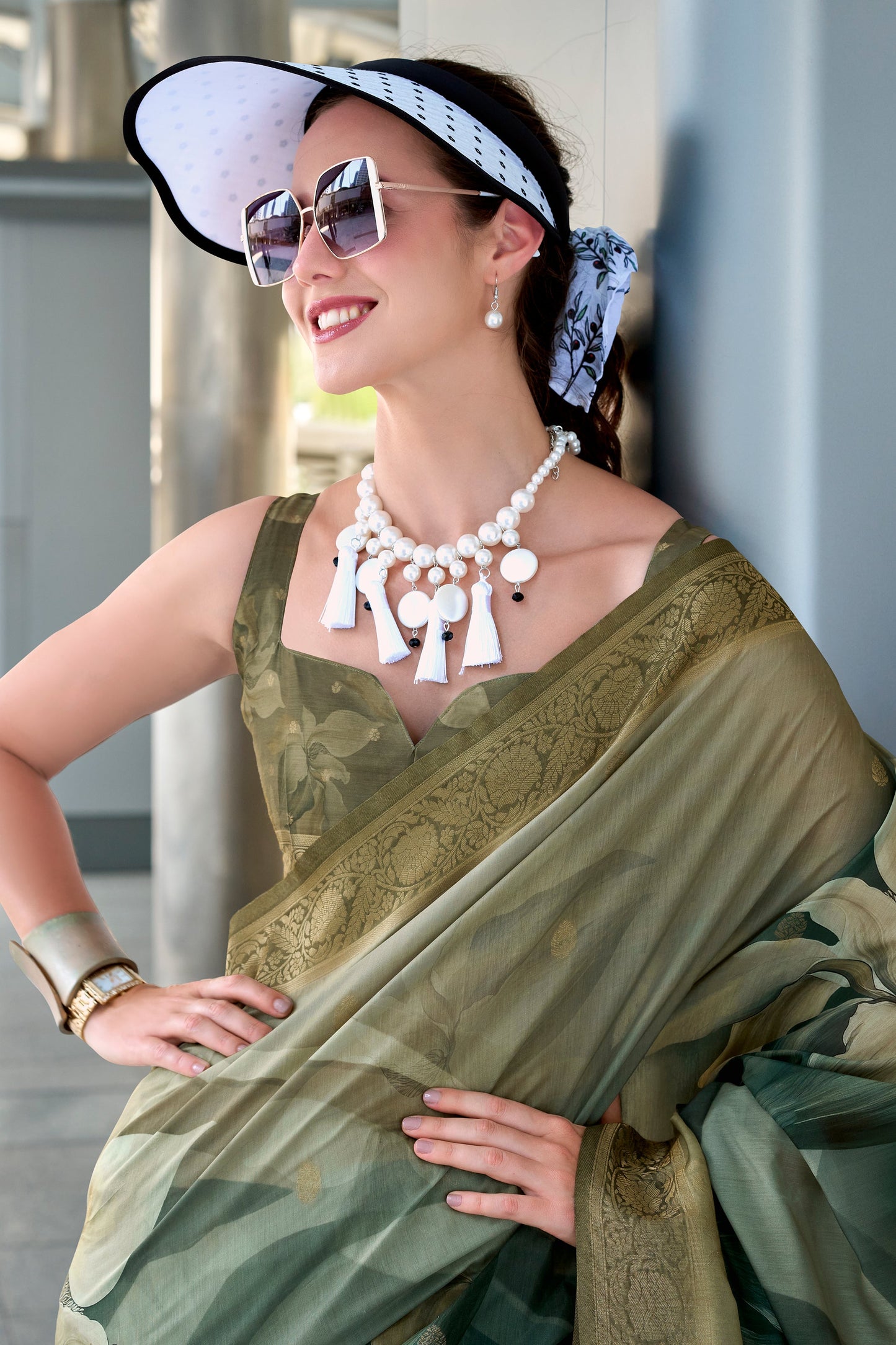 Green Jacqaurd Silk Saree-ZB133857_4_SareeButa.com