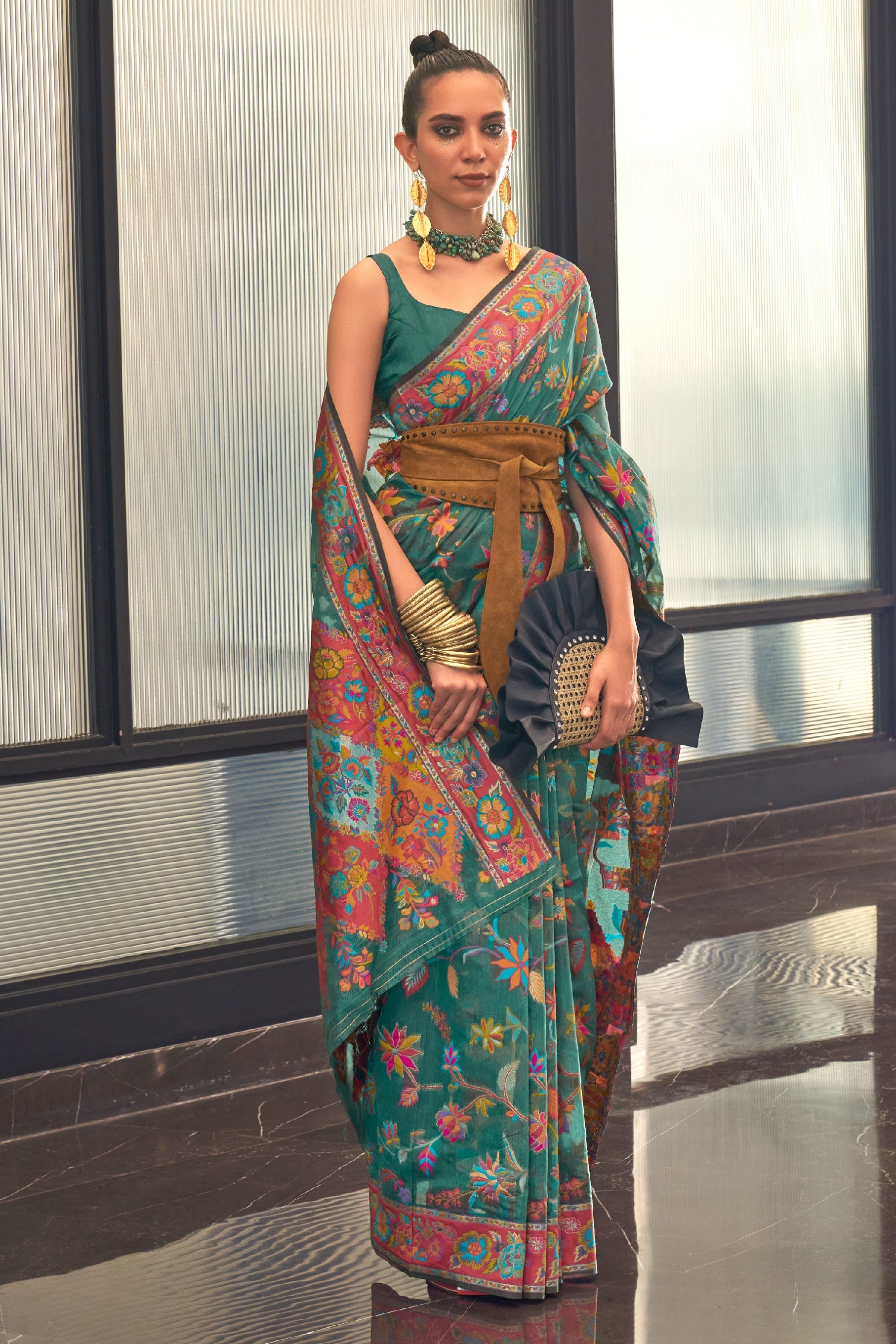 green-jamewar-kashmiri-silk-saree-zb132514_1_SareeButa.com