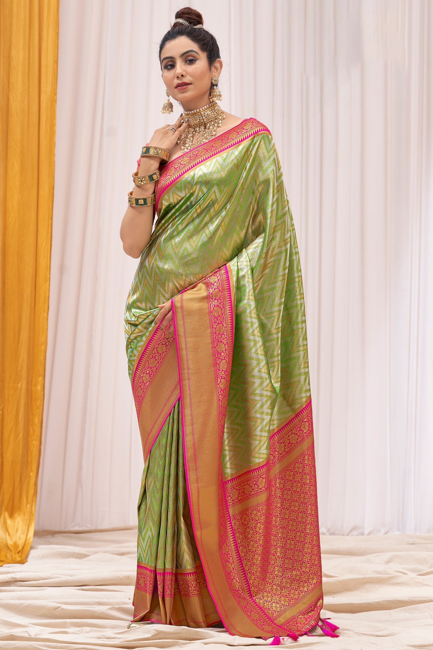 green-kanjivaram-silk-saree-zb132318_1_SareeButa.com