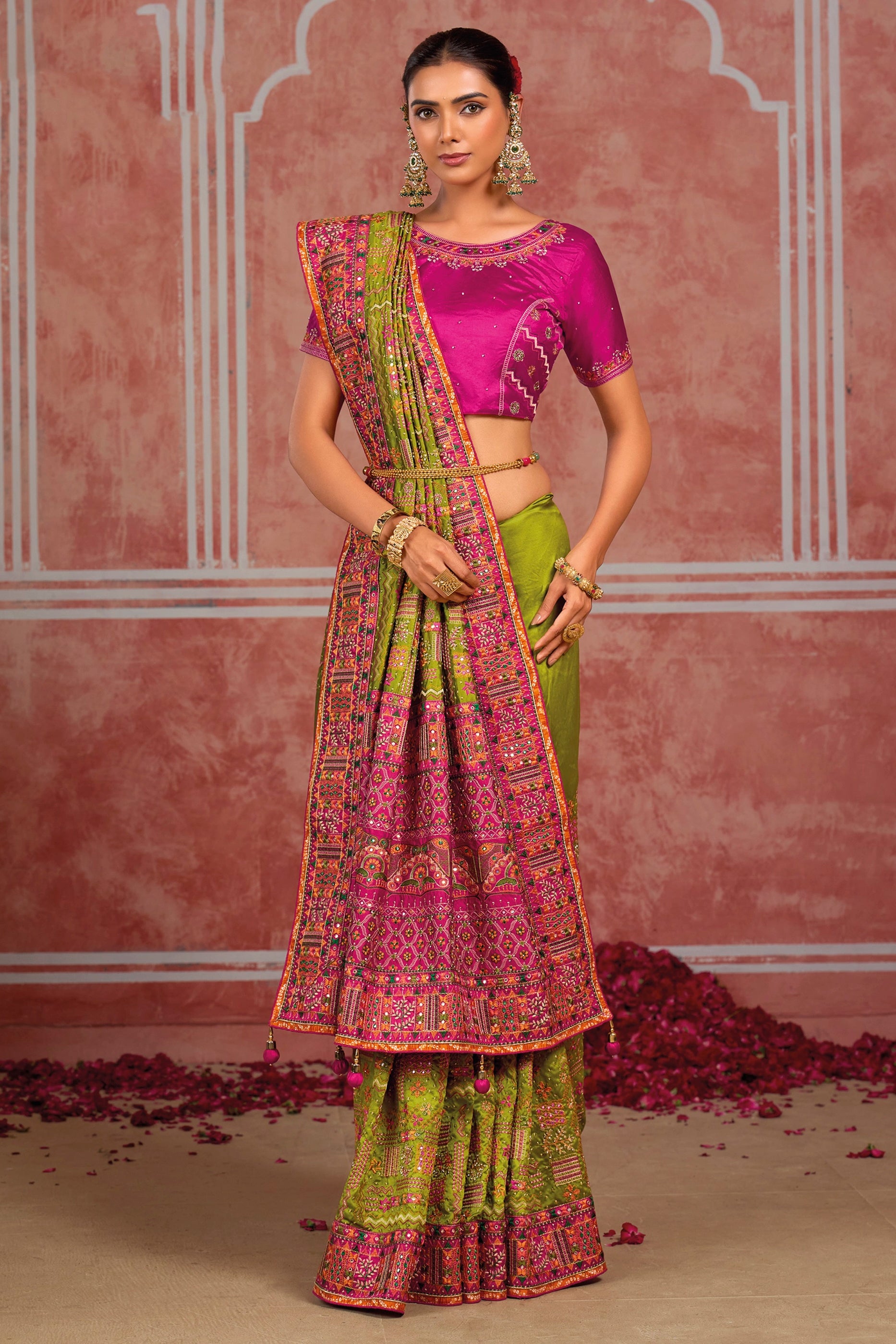 Green Kutchi Work Silk Saree-SAR13053_3_SareeButa.com