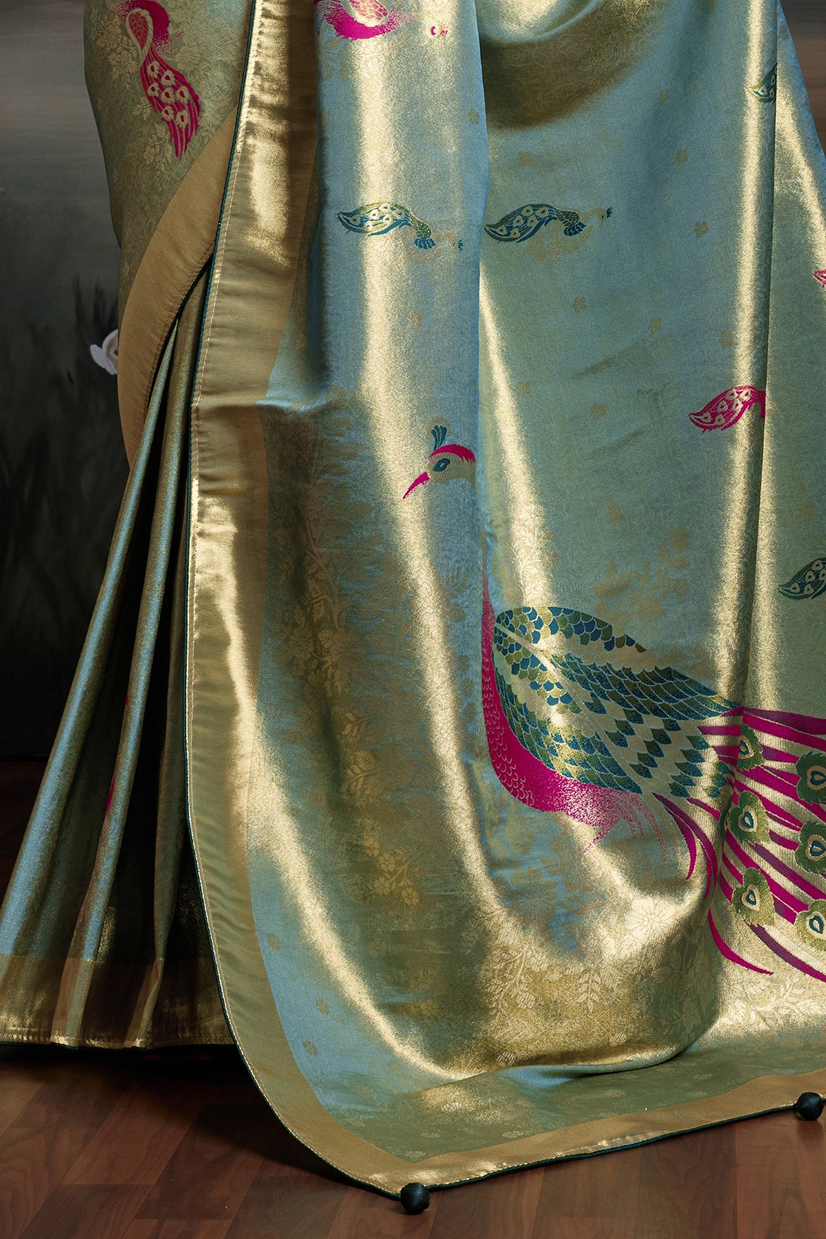 Green Metallic Woven Banarasi Saree-SAR12930_6_SareeButa.com