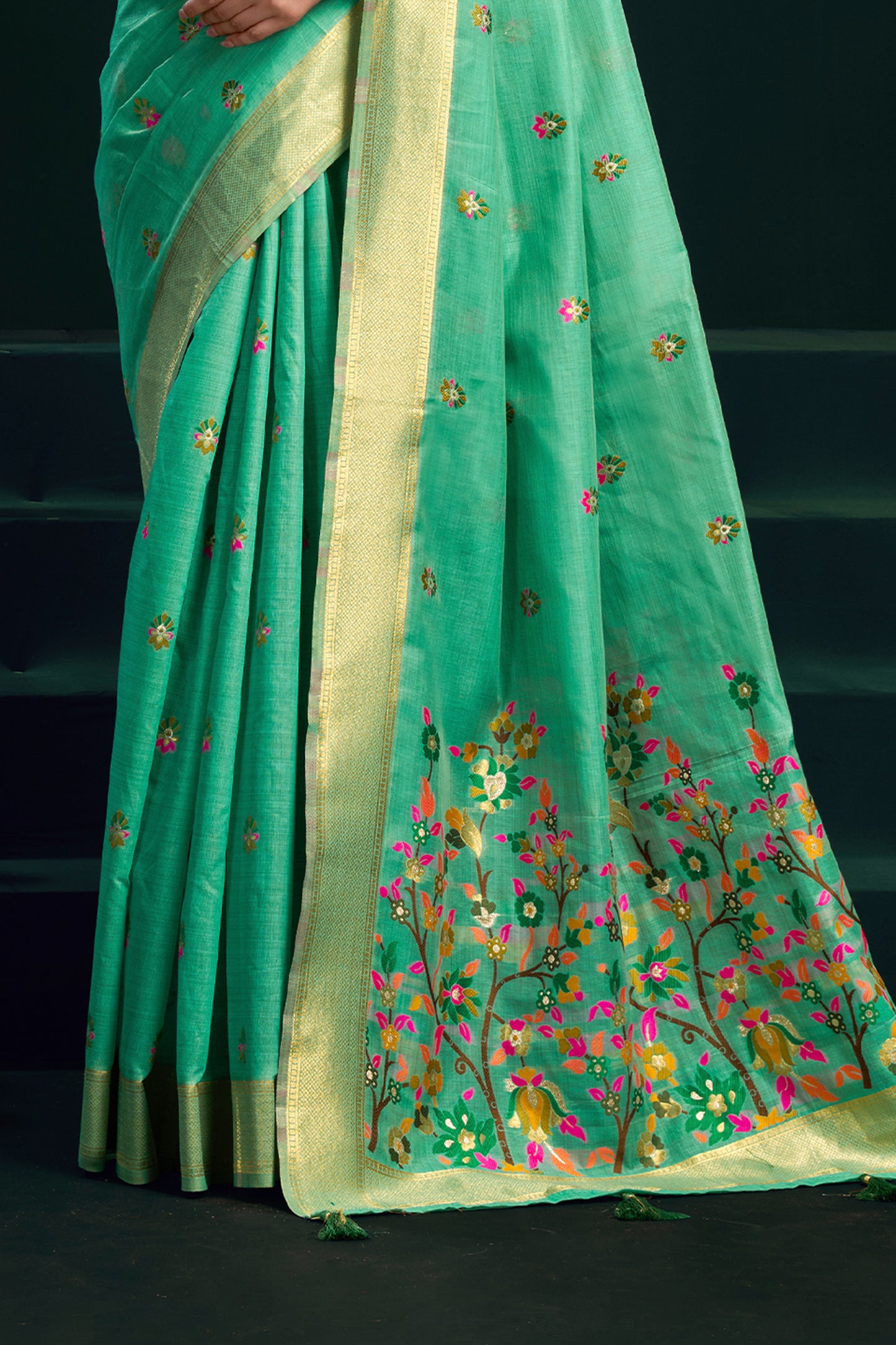 Green Munga Cotton Saree-SAR12708_5_SareeButa.com