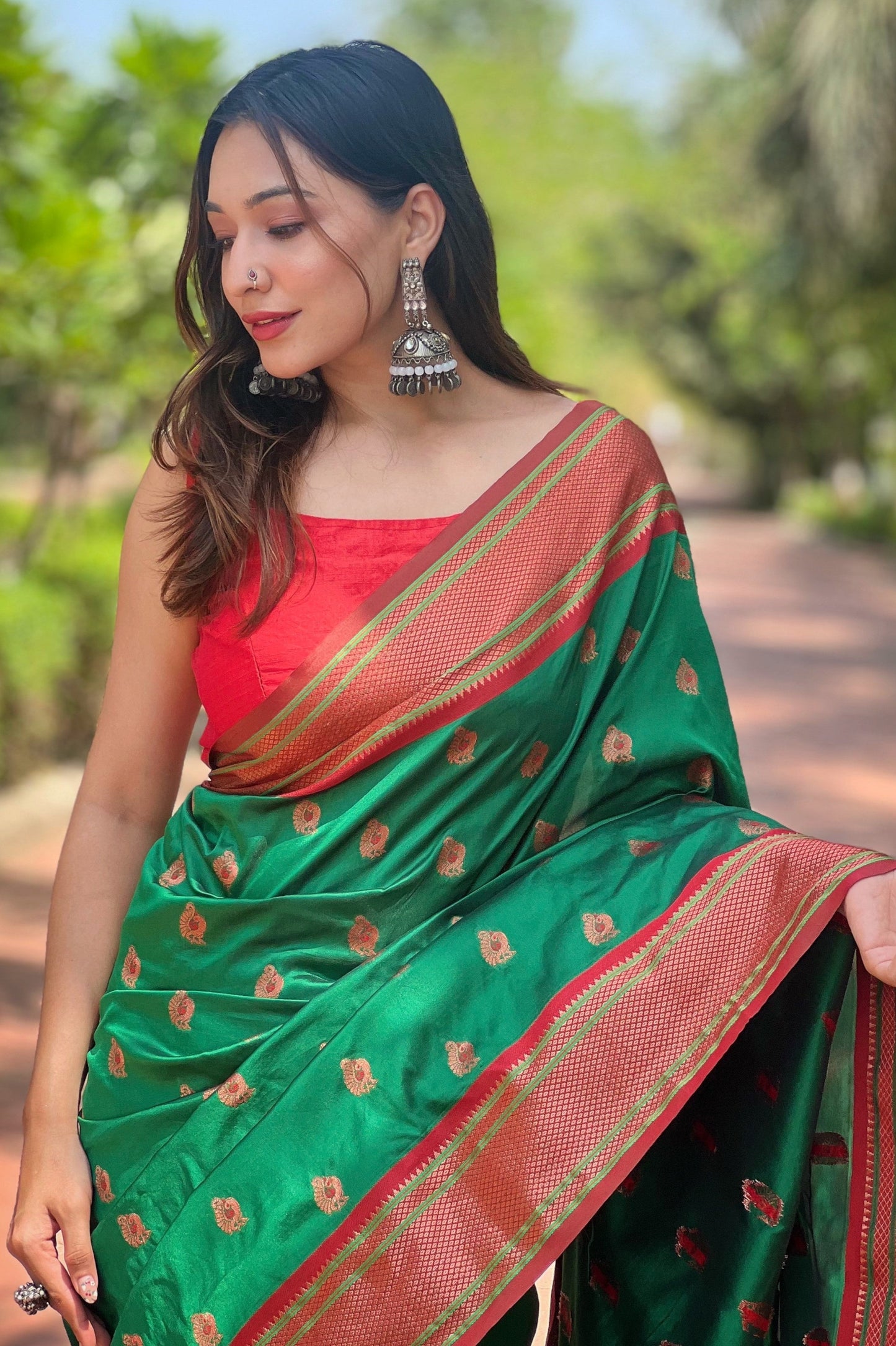 Green Paithani Saree-ZB133094_2_SareeButa.com