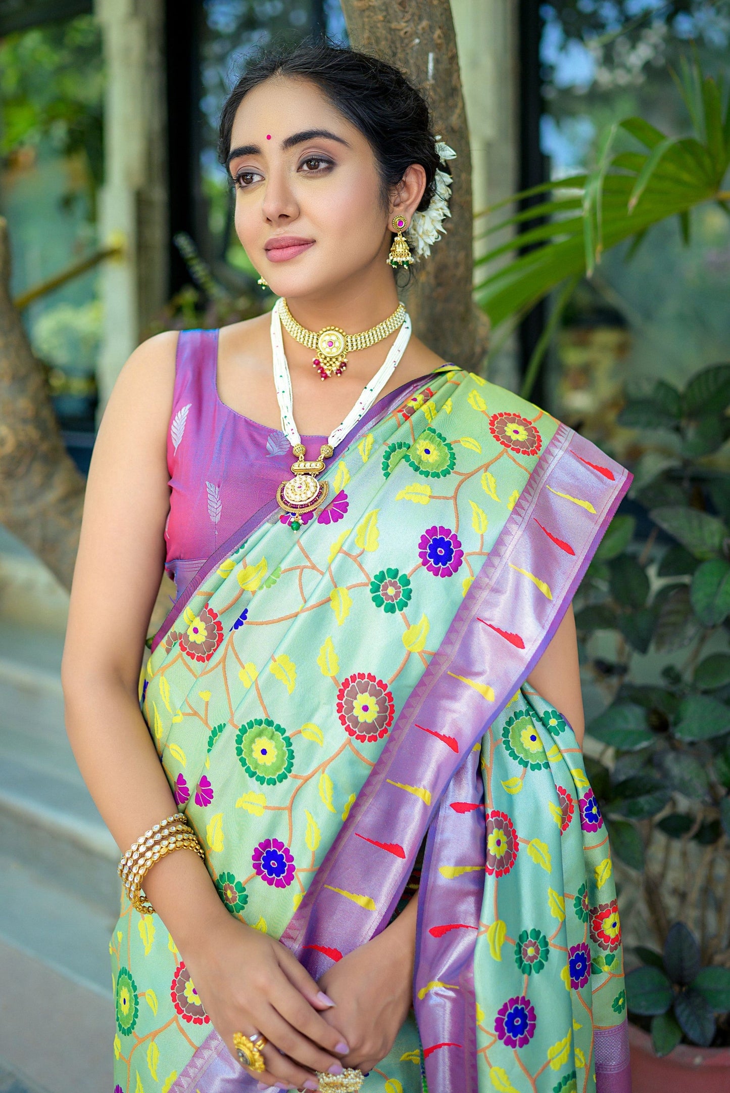 green-paithani-silk-saree-zb130493_2_SareeButa.com