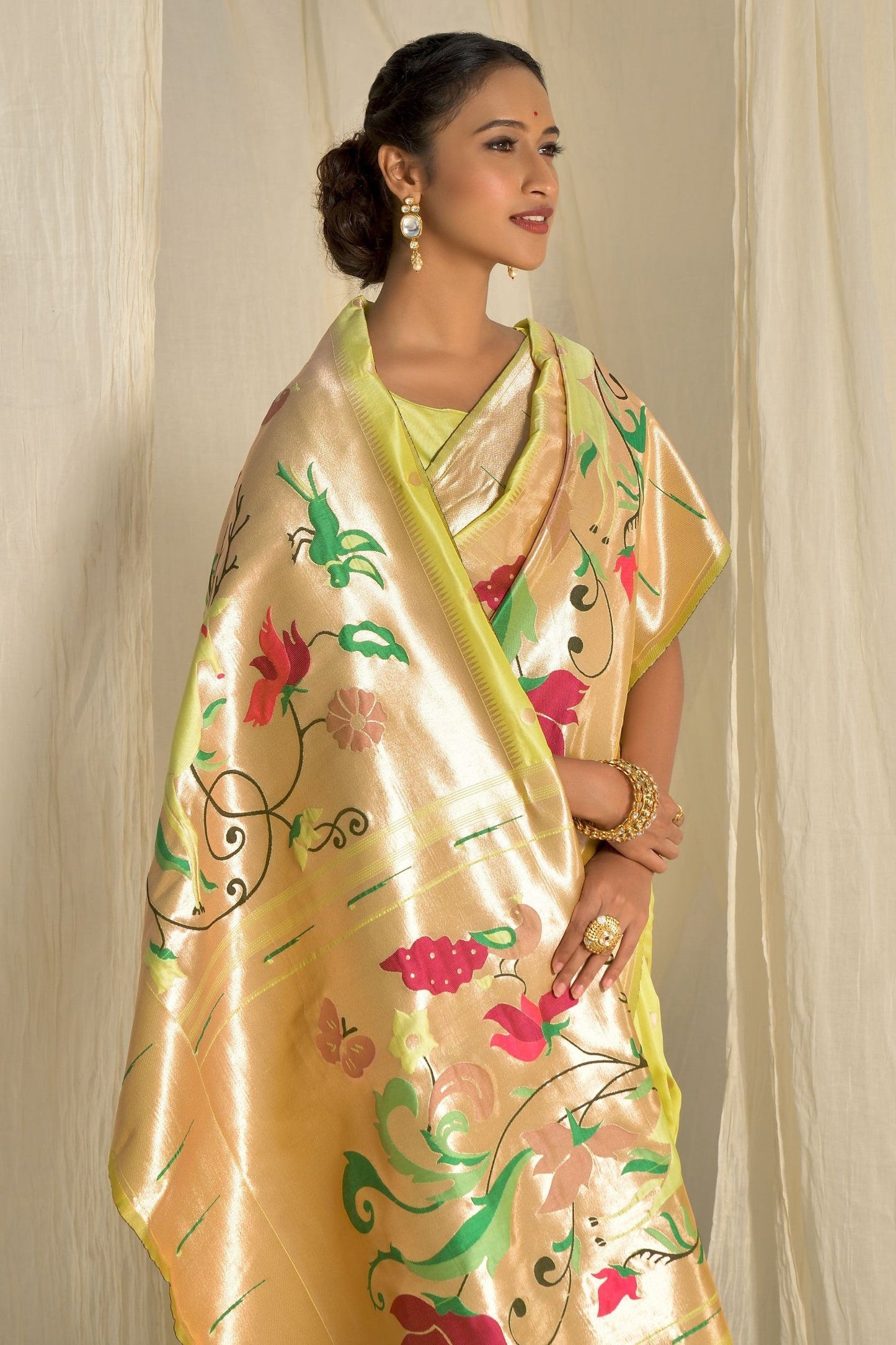 green-paithani-silk-saree-zb131519_2_SareeButa.com