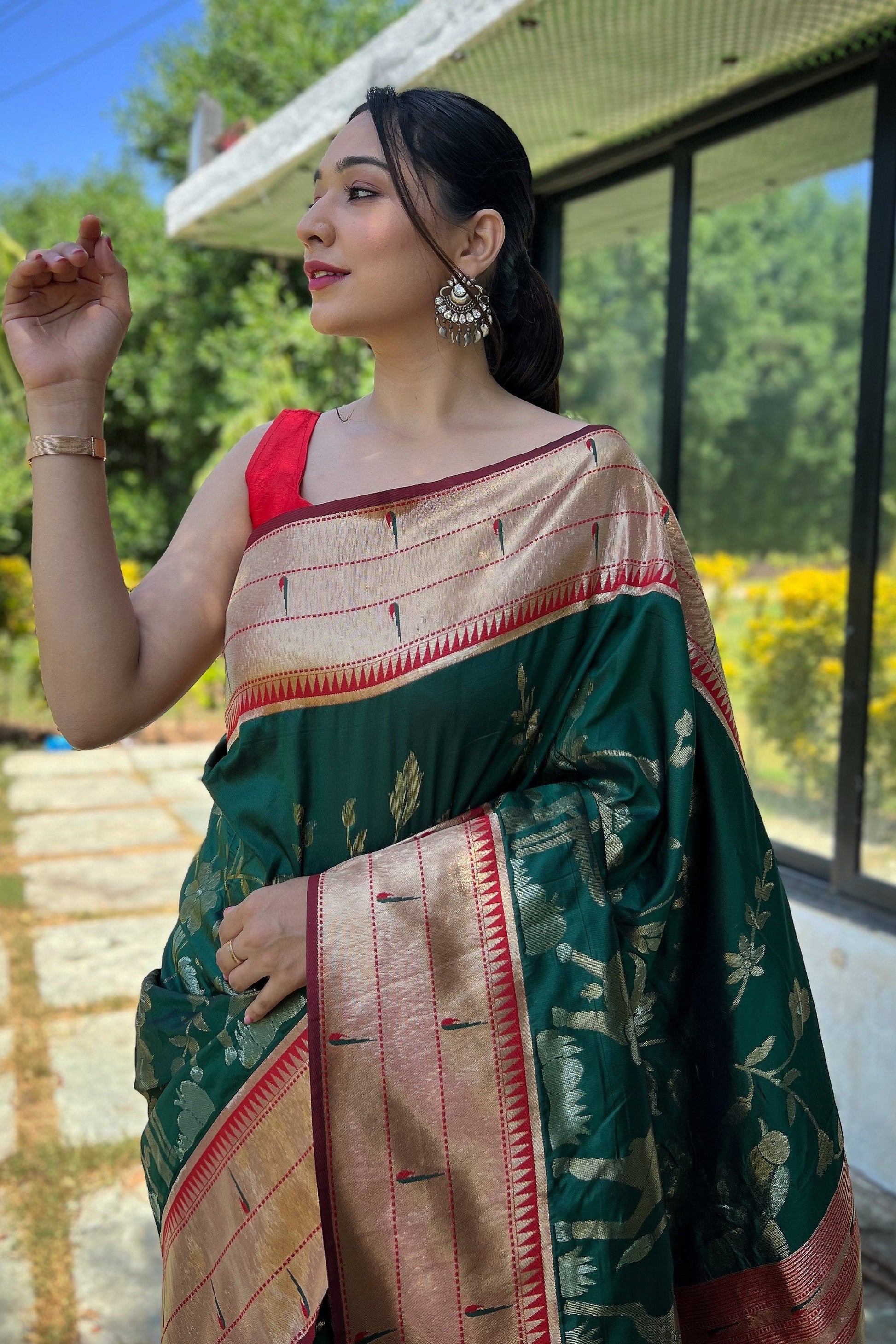 green-paithani-silk-saree-zb131541_2_SareeButa.com