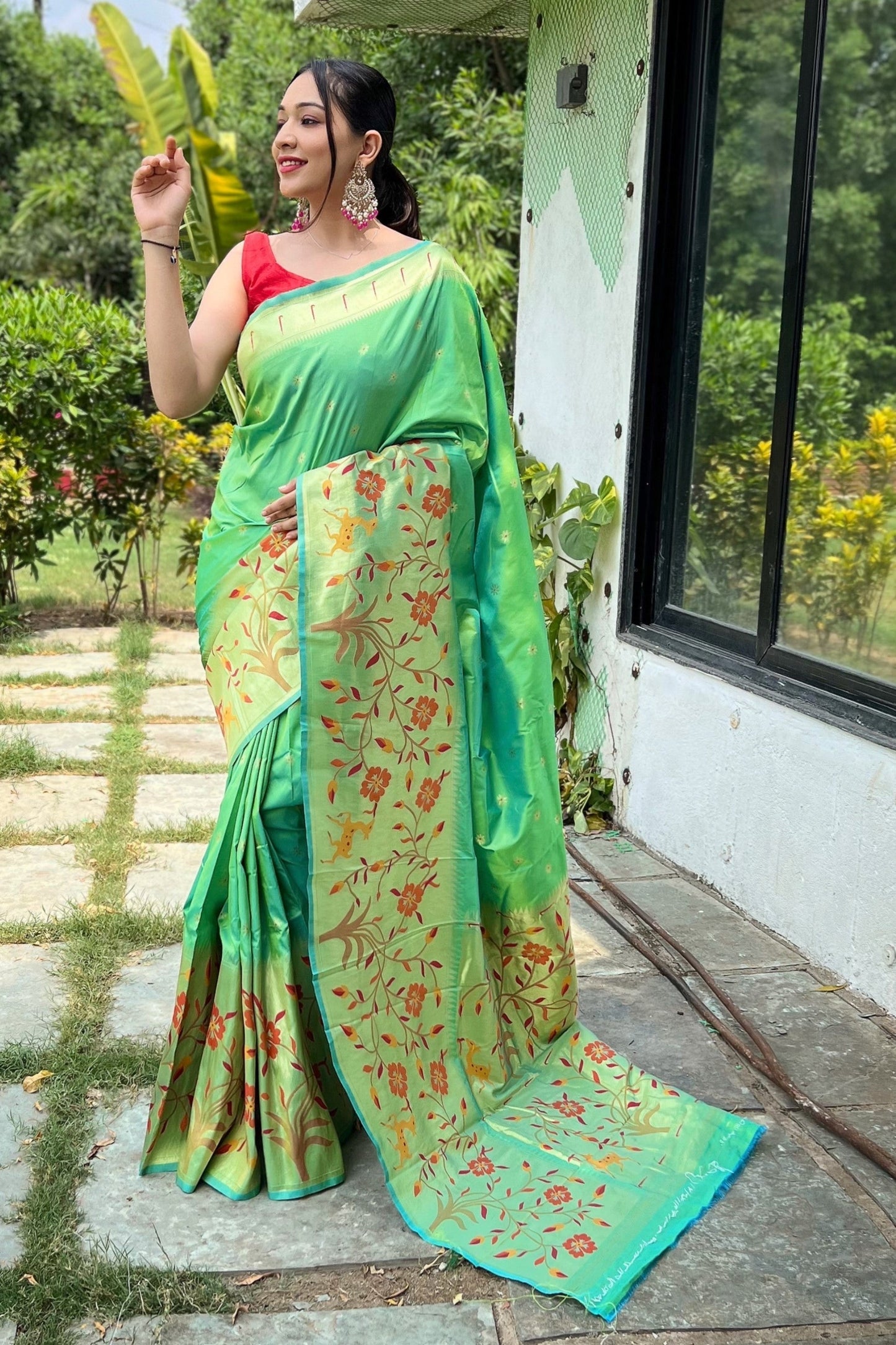 green-paithani-silk-saree-zb131547_1_SareeButa.com