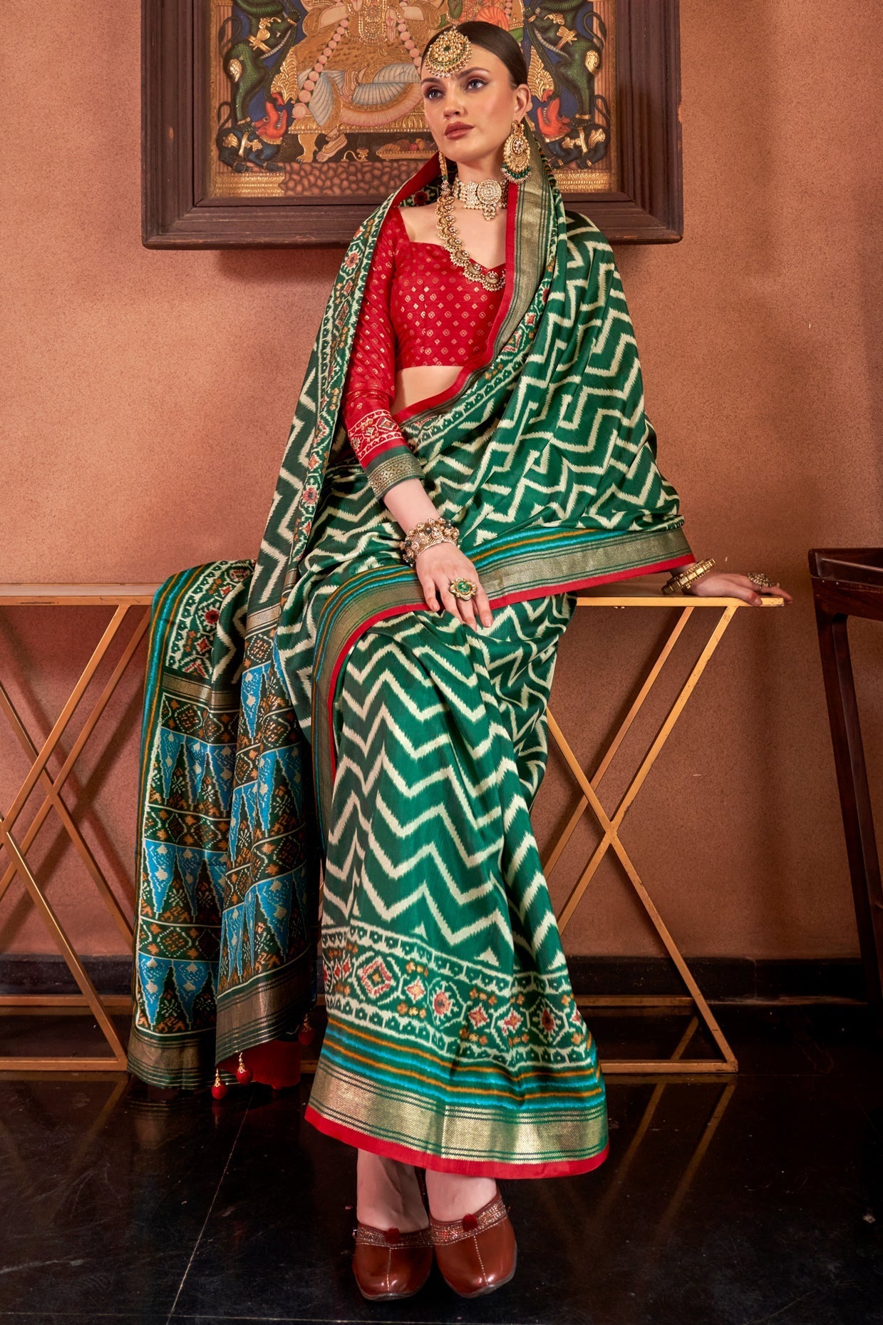 green-patola-silk-saree-zb132058_2_SareeButa.com