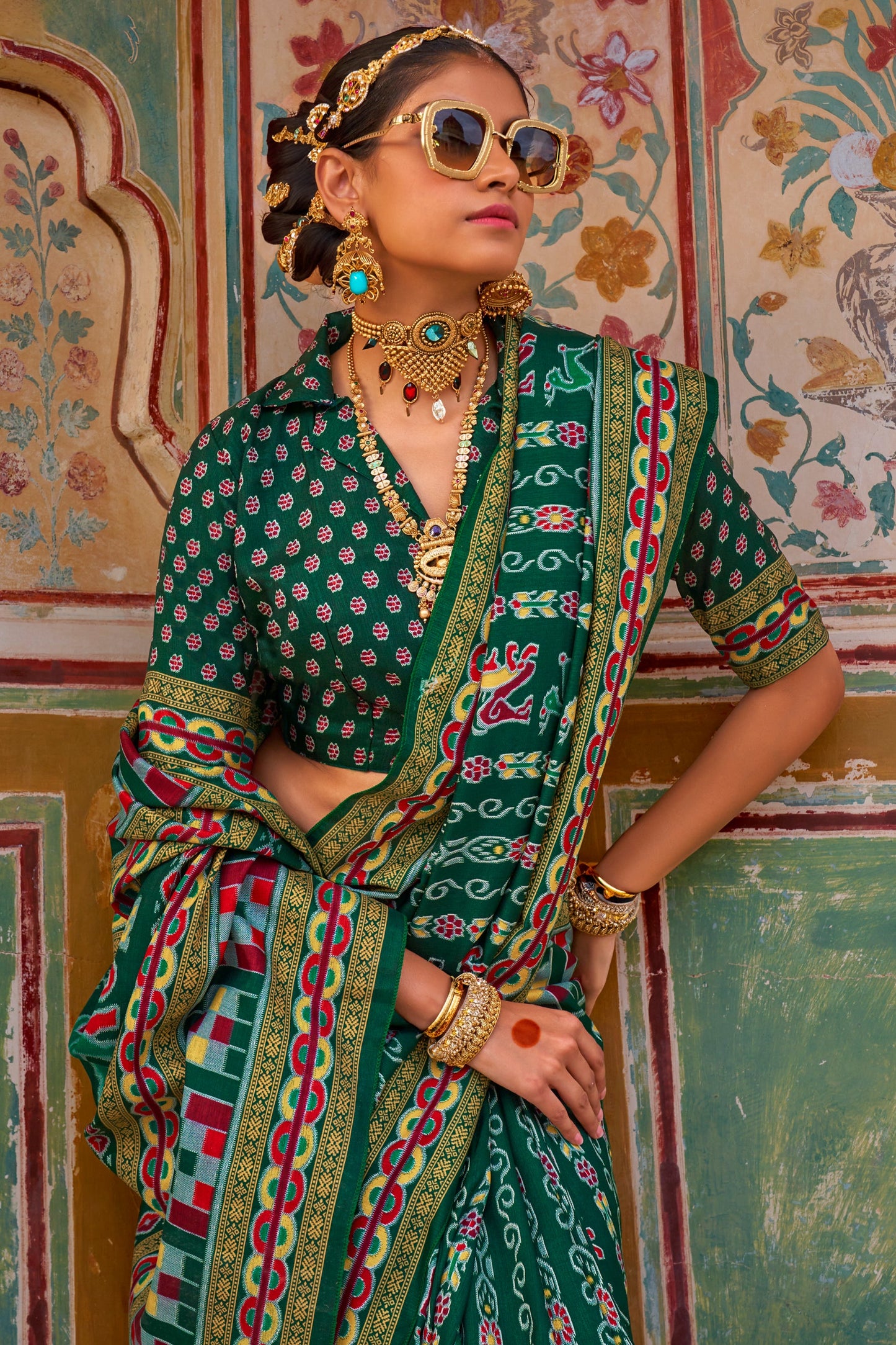 Green Printed Silk Saree-ZB133426_2_SareeButa.com