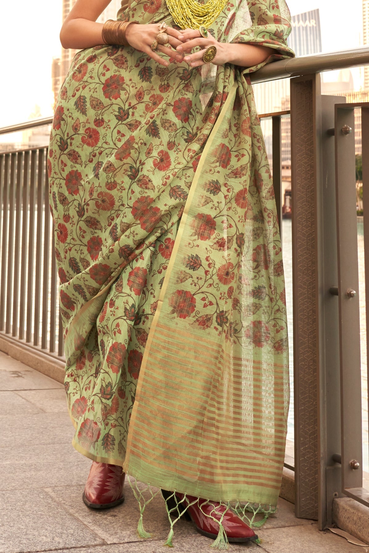 green-printed-tissue-saree-zb132048_4_SareeButa.com