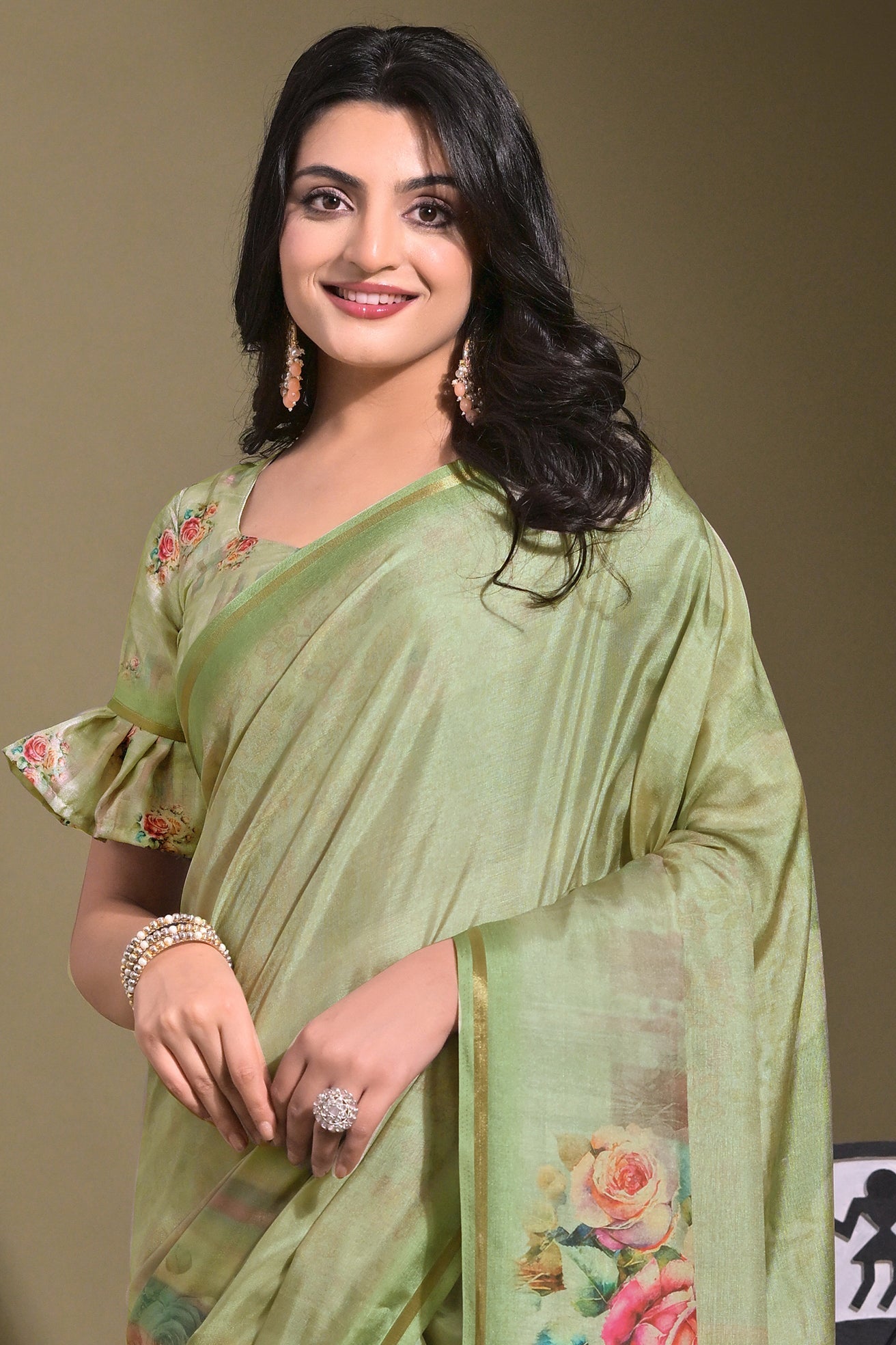 green-printed-tussar-silk-saree-zb132706_2_SareeButa.com