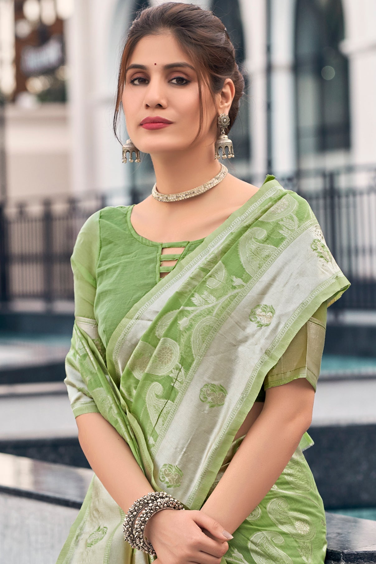 green-woven-cotton-saree-zb132457_2_SareeButa.com