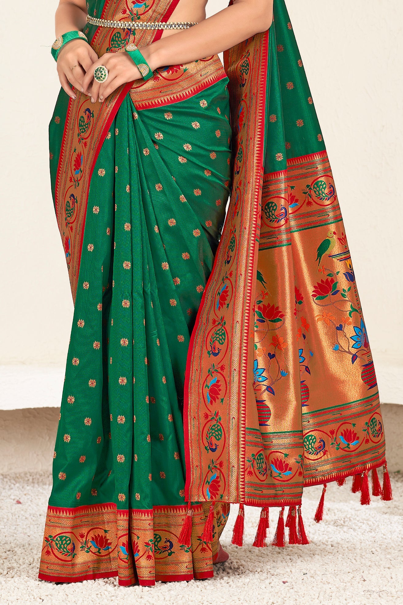 Green Silk Paithani Saree-ZB132390_4