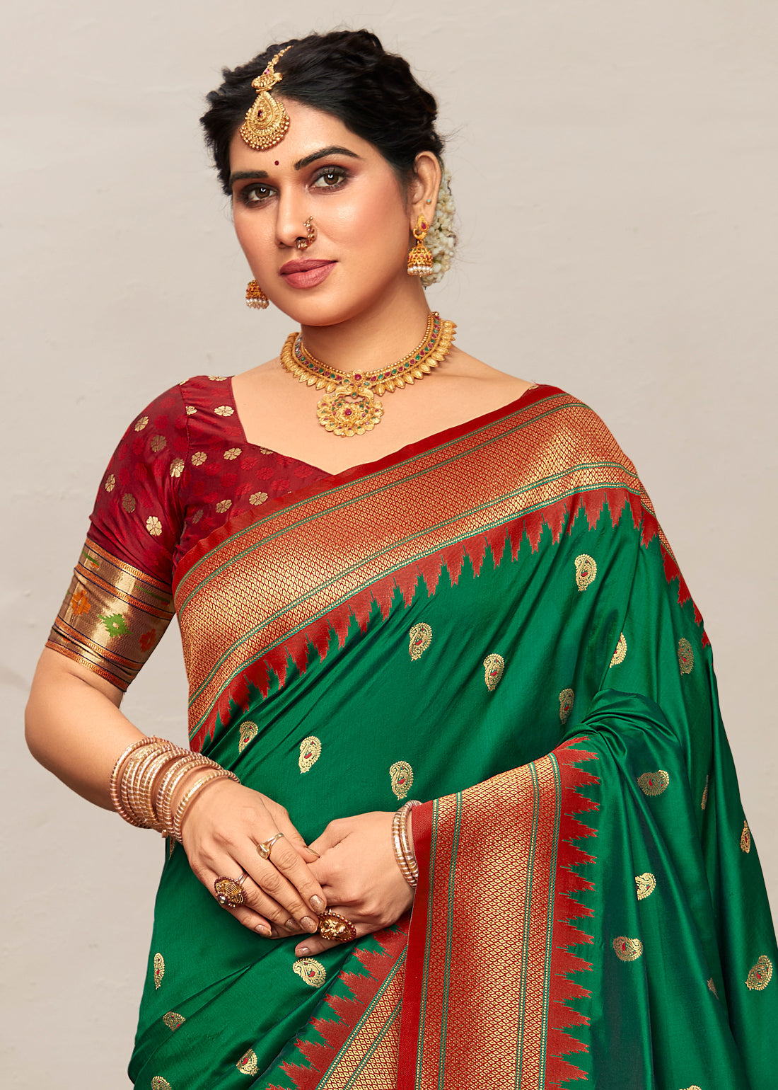 green-silk-paithani-saree-zb132422_2_SareeButa.com