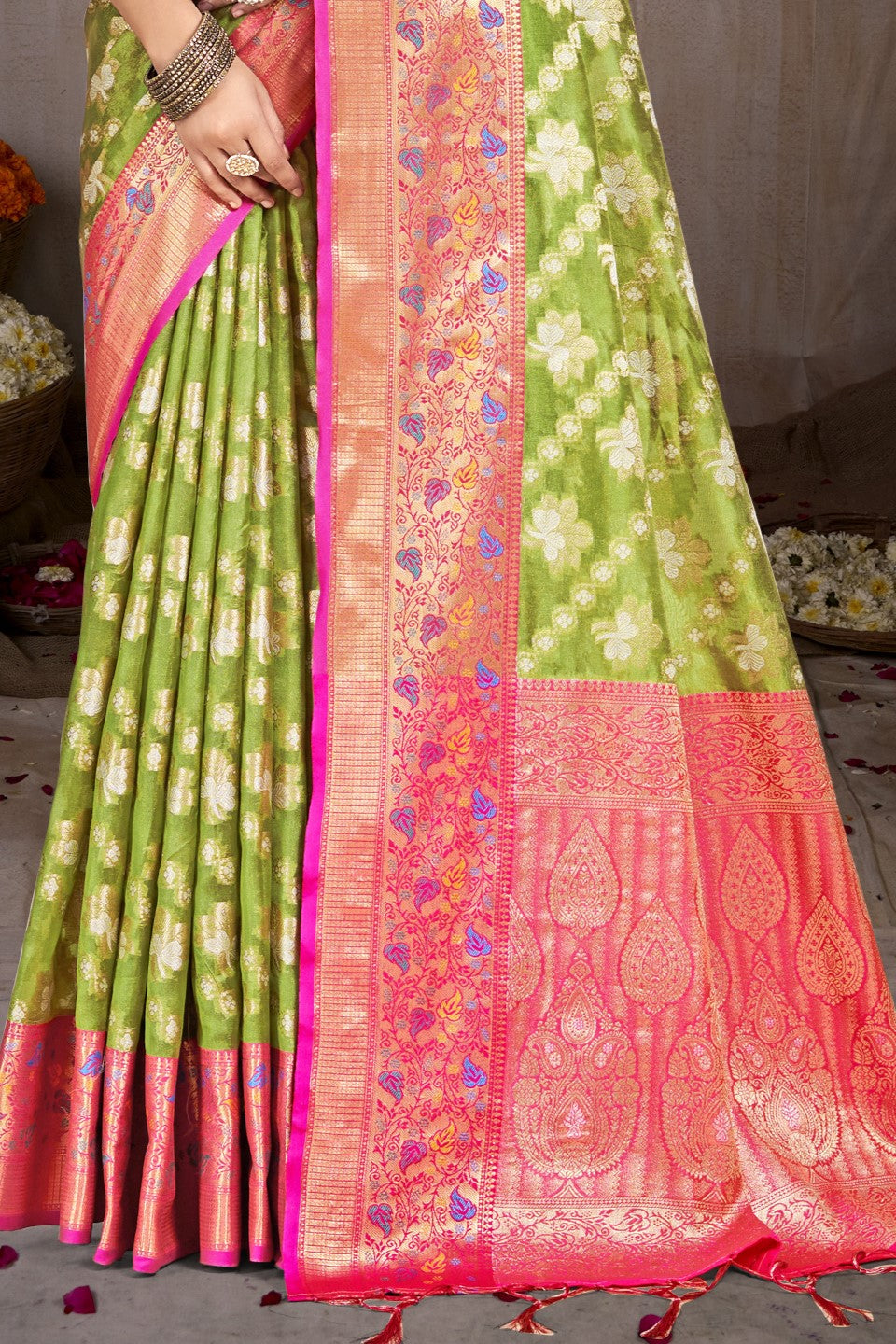 Green Silk Saree-ZB132960_3_SareeButa.com