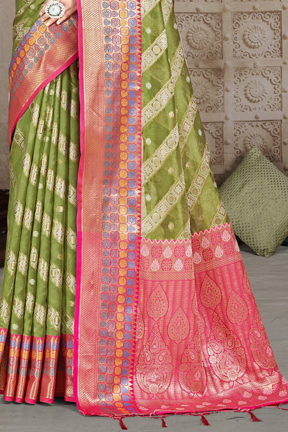 Green Silk Saree-ZB132965_3_SareeButa.com